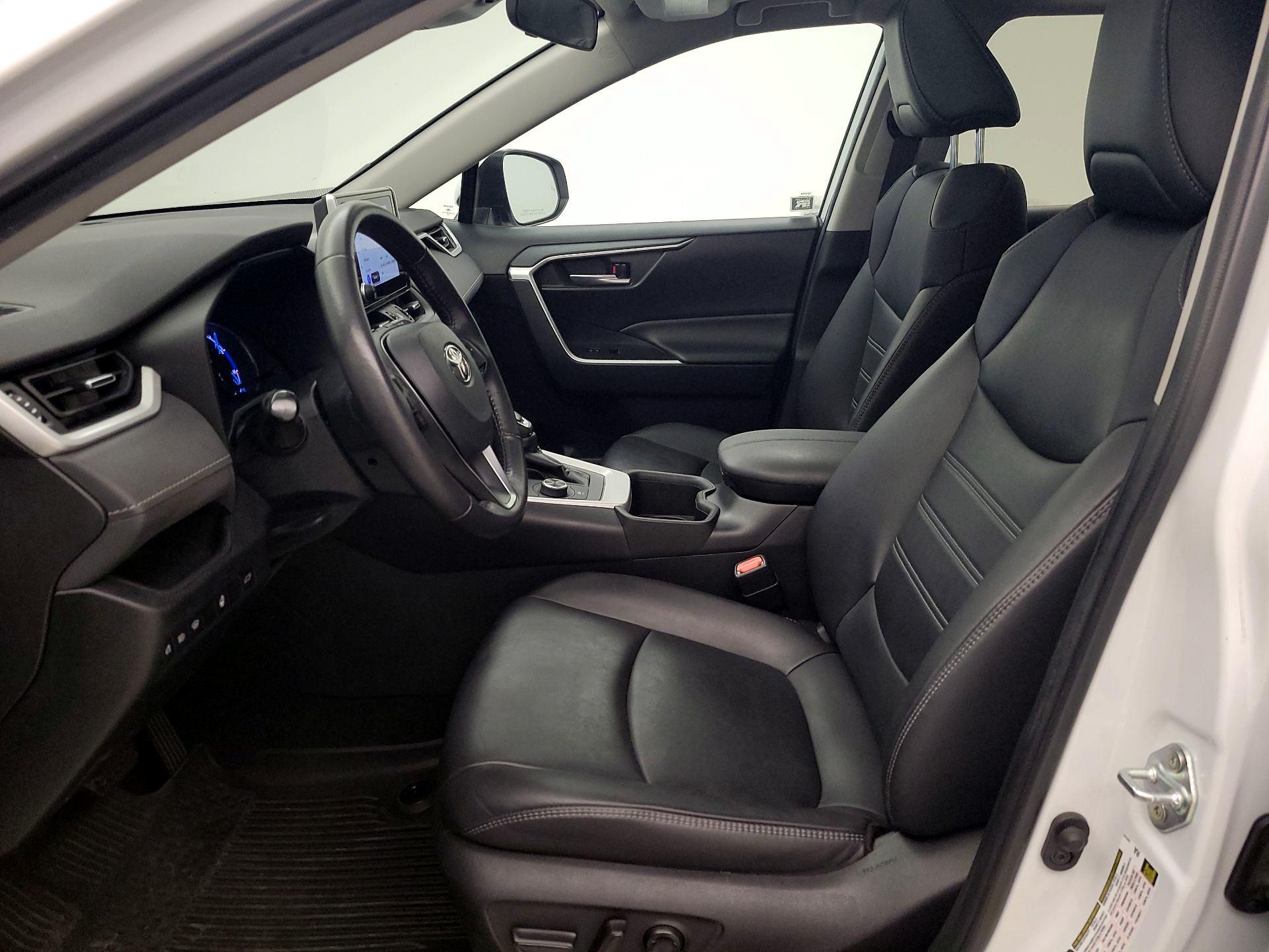 Thumbnail: 2023 Toyota RAV4 - 11