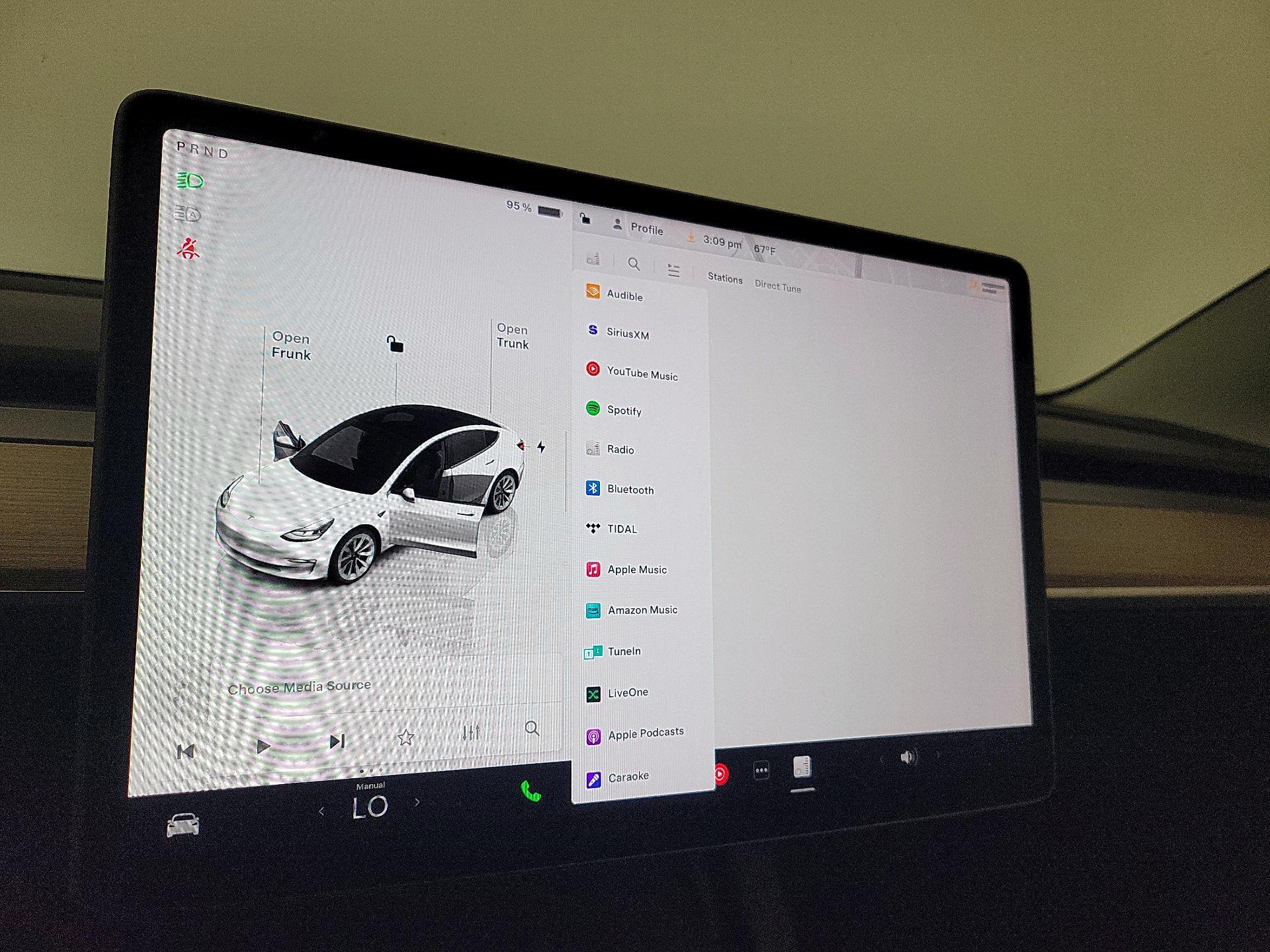 Thumbnail: 2023 Tesla Model 3 - 15