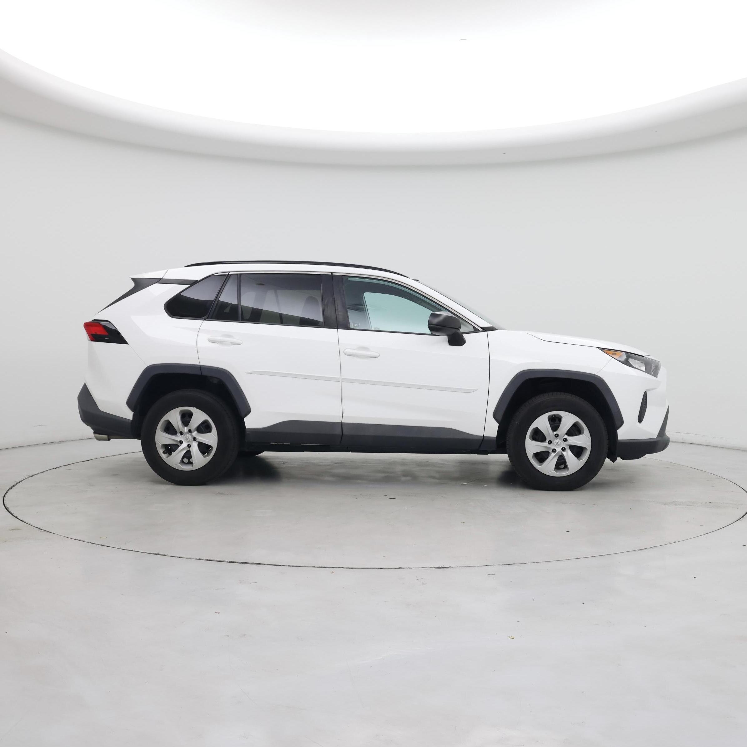 Thumbnail: 2019 Toyota RAV4 - 7