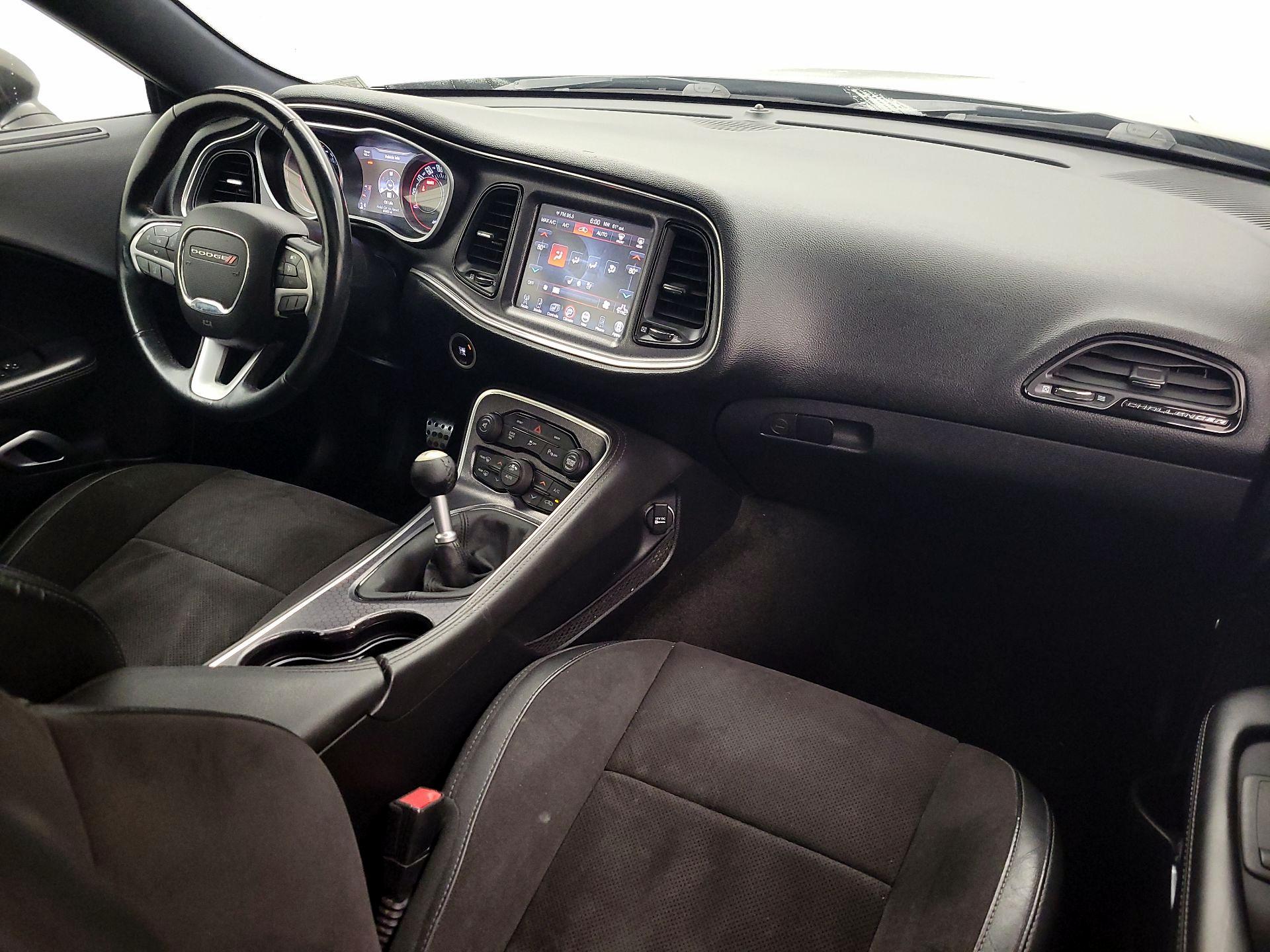 Thumbnail: 2015 Dodge Challenger - 9