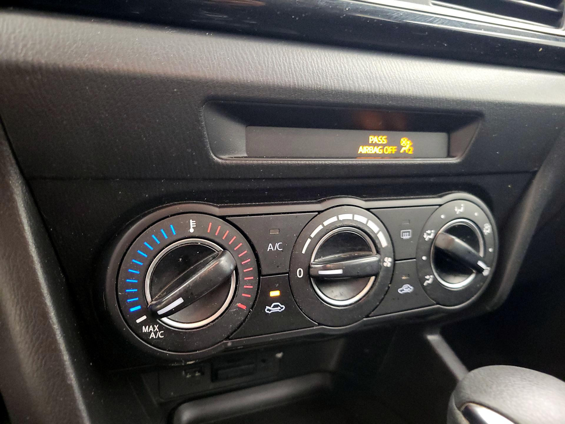 Thumbnail: 2016 Mazda Mazda3 - 16