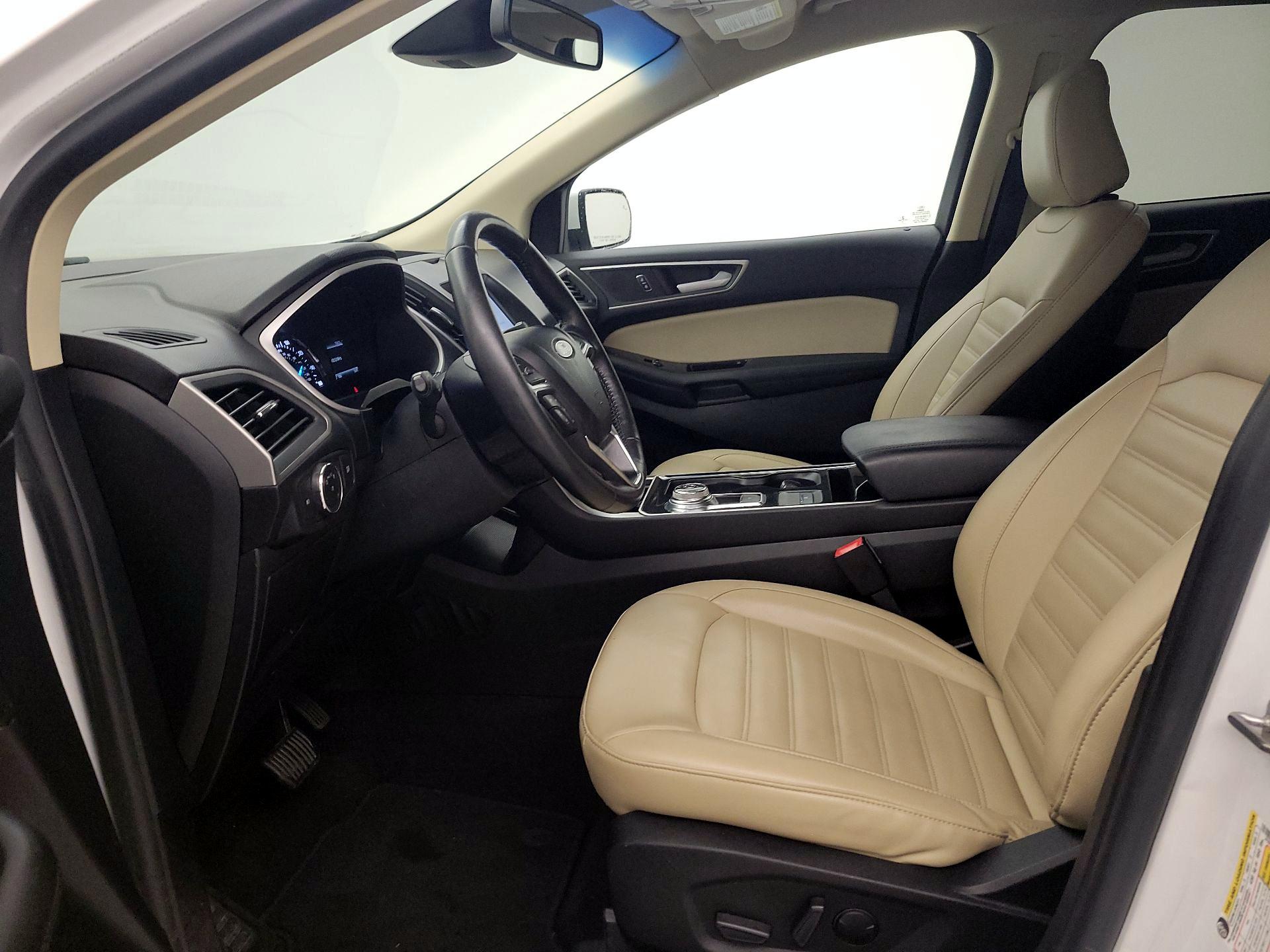 Thumbnail: 2020 Ford Edge - 11