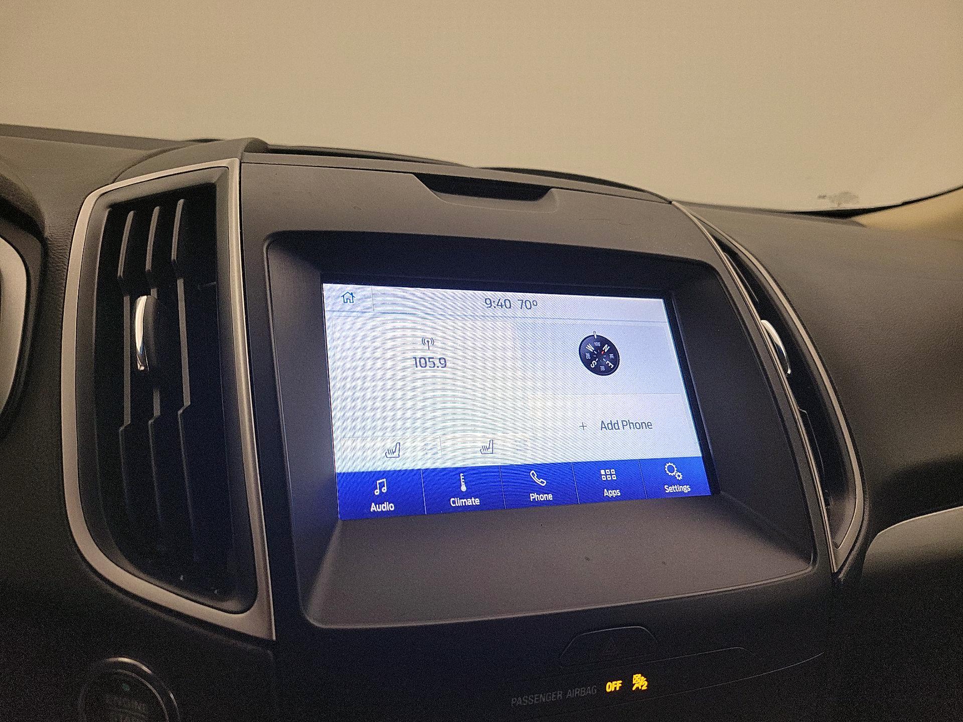 Thumbnail: 2020 Ford Edge - 17