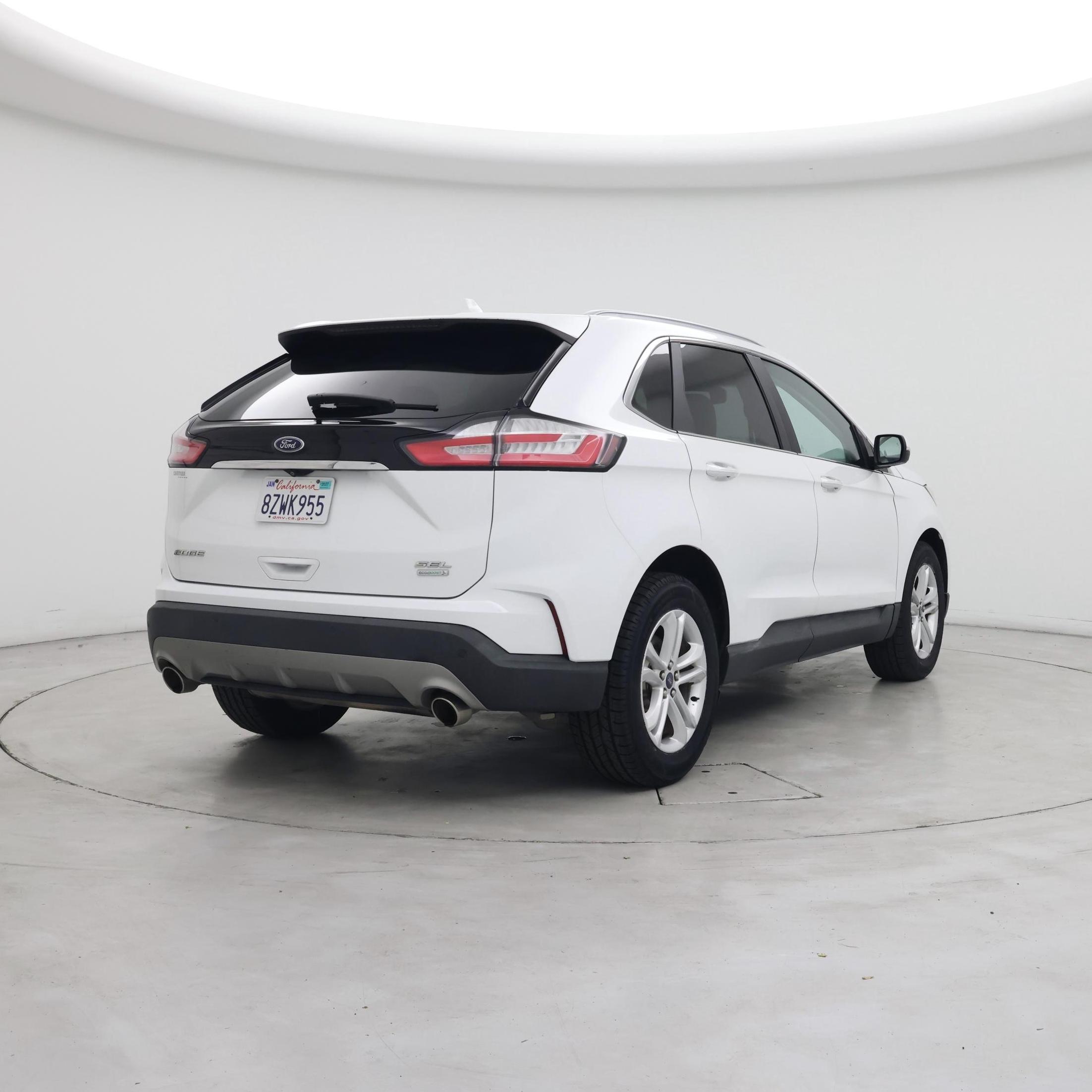 Thumbnail: 2020 Ford Edge - 8