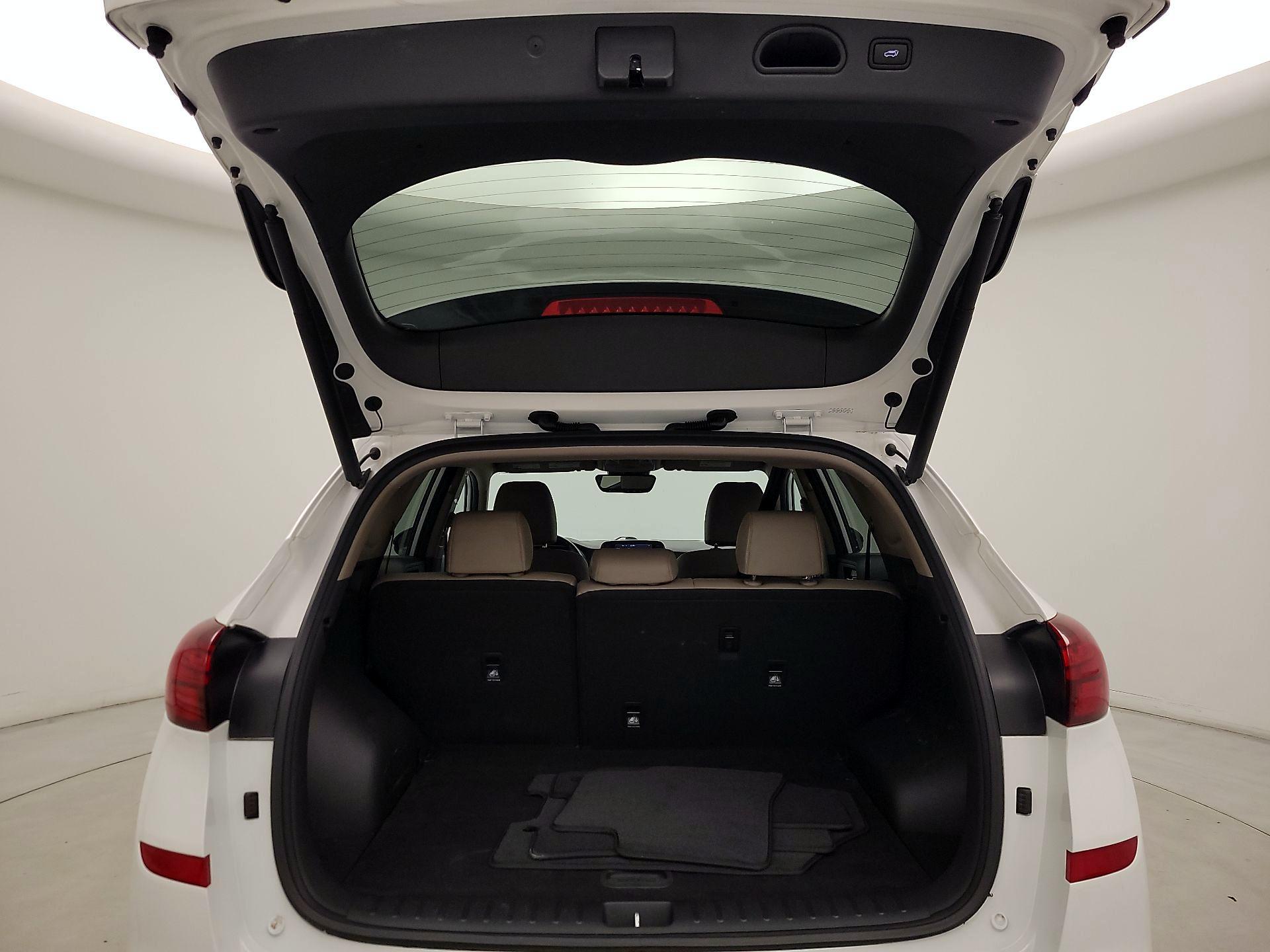 Thumbnail: 2020 Hyundai Tucson - 20