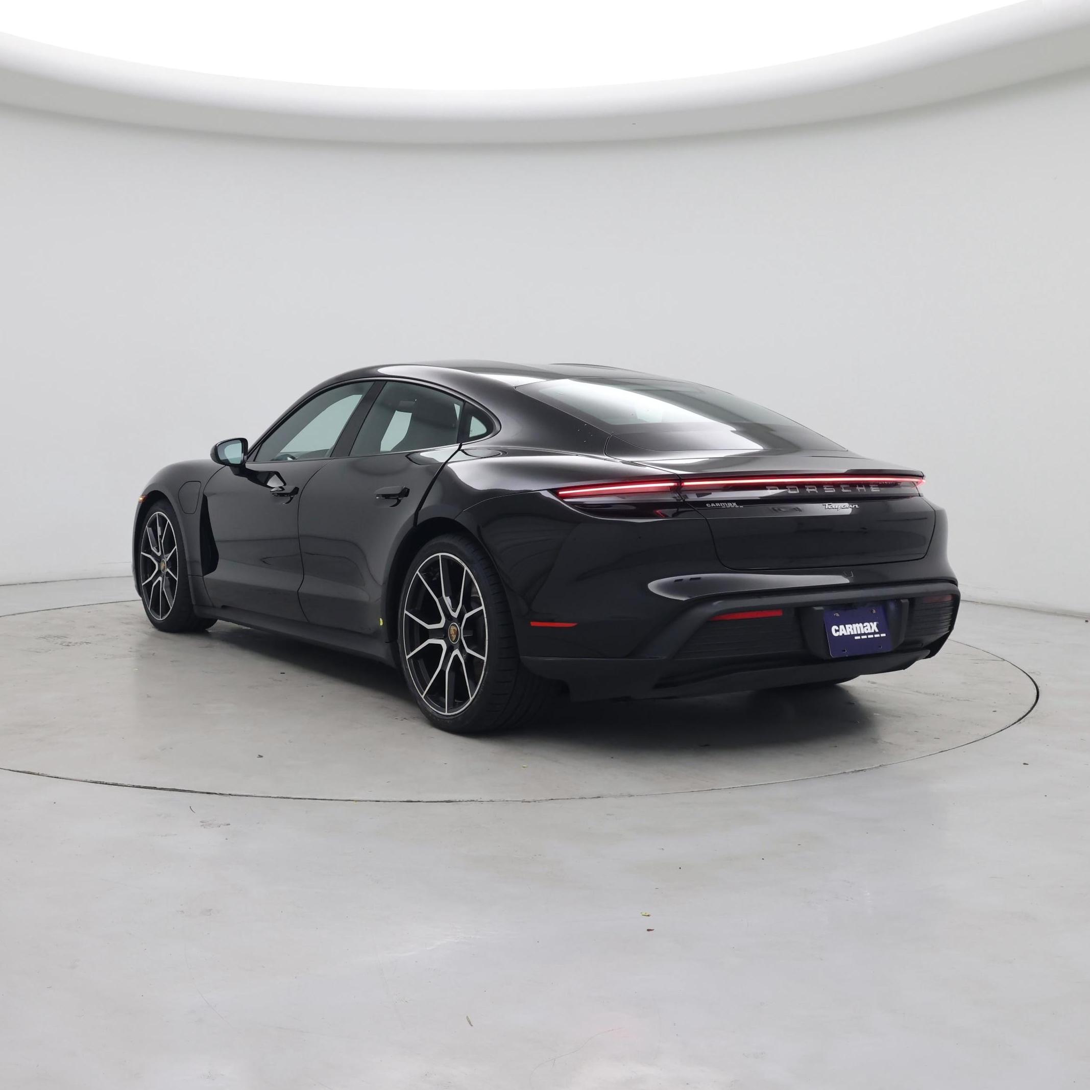 Thumbnail: 2023 Porsche Taycan - 2