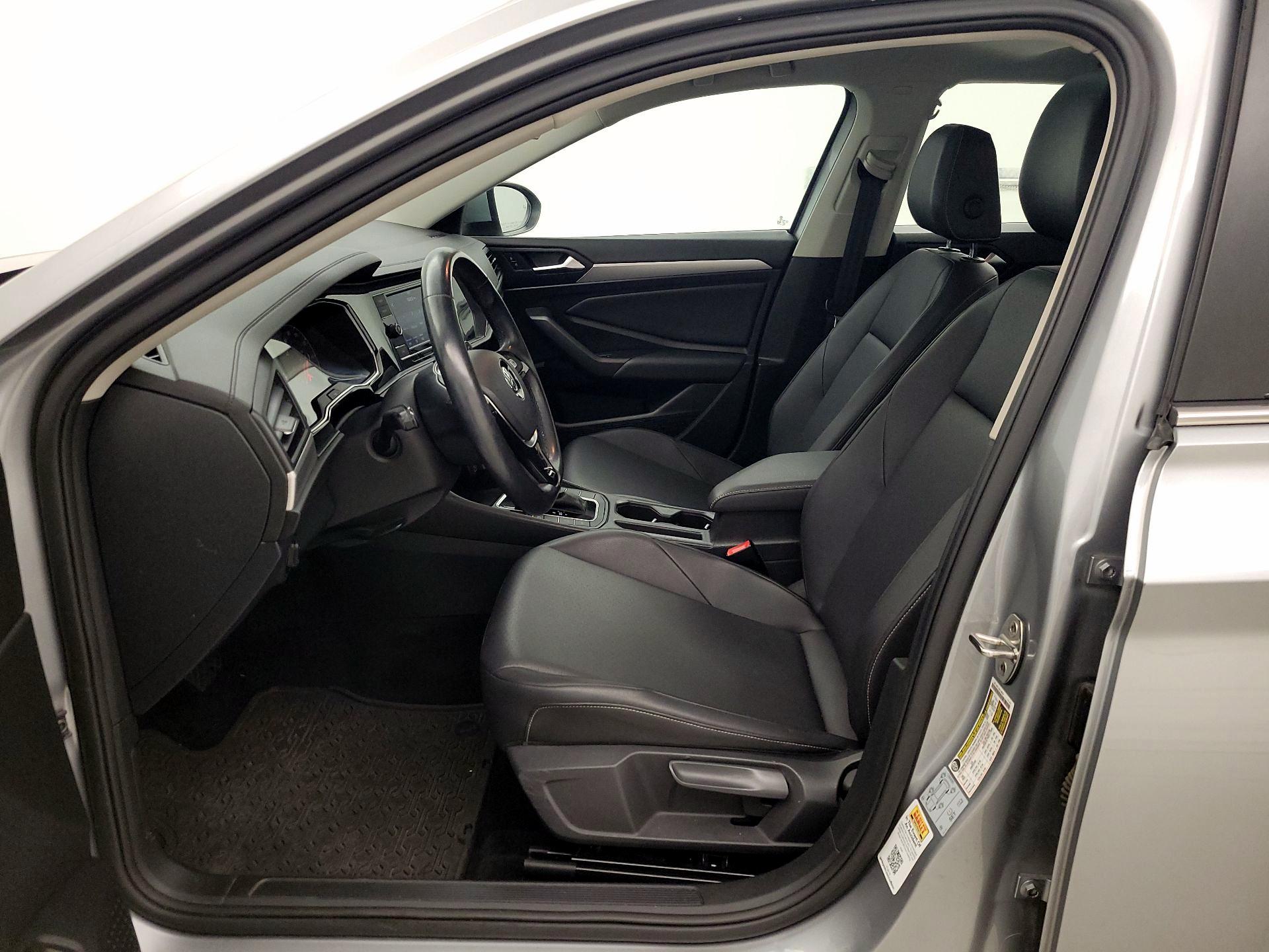 Thumbnail: 2019 Volkswagen Jetta - 11