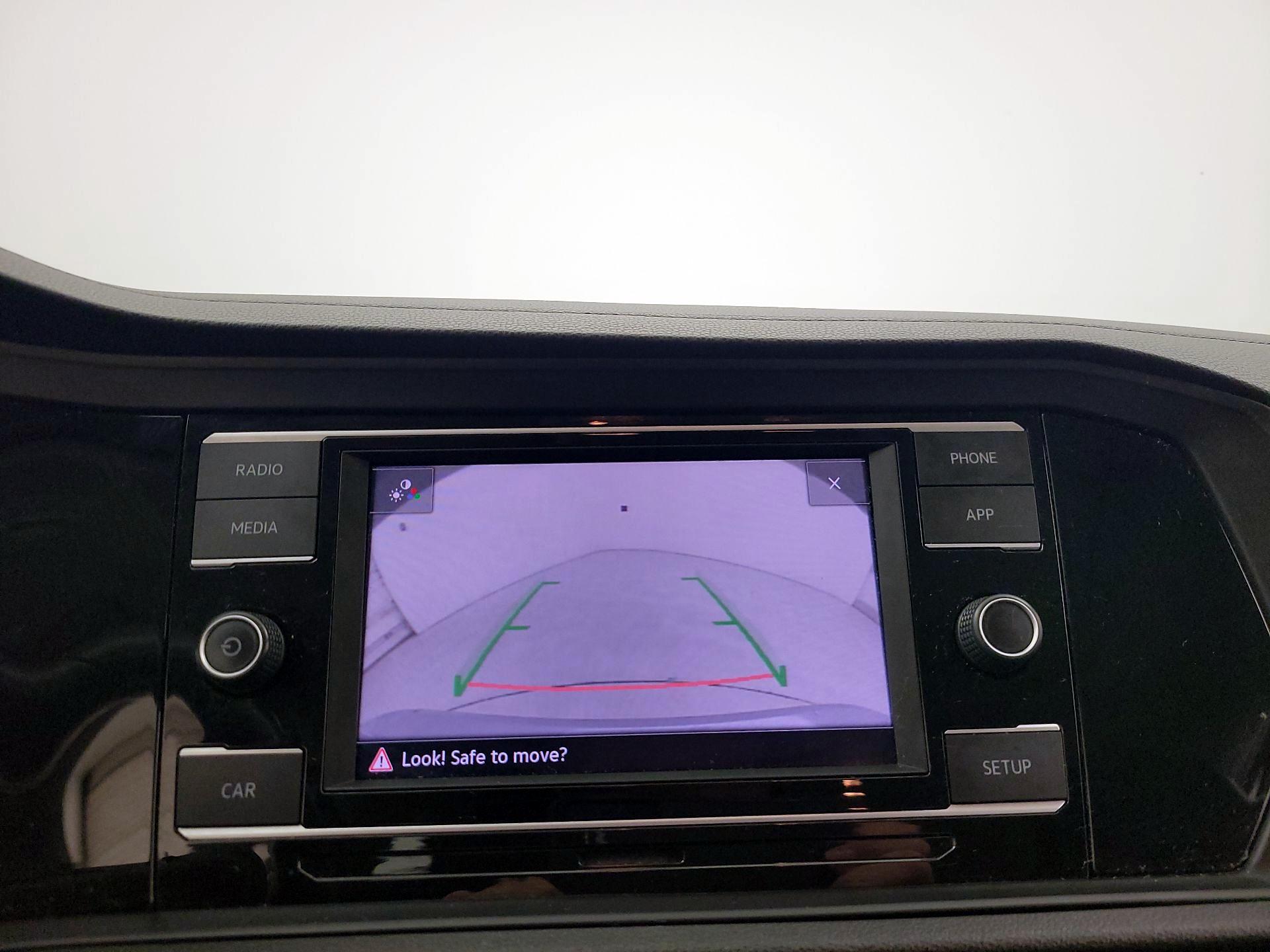 Thumbnail: 2019 Volkswagen Jetta - 14