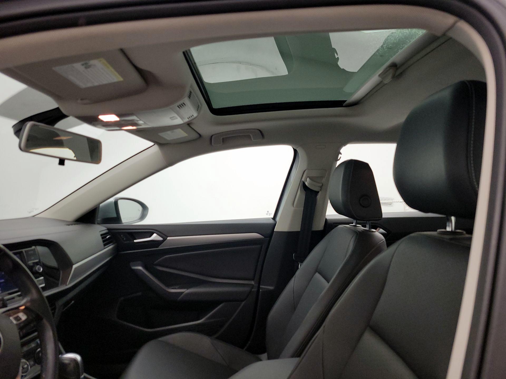 Thumbnail: 2019 Volkswagen Jetta - 19