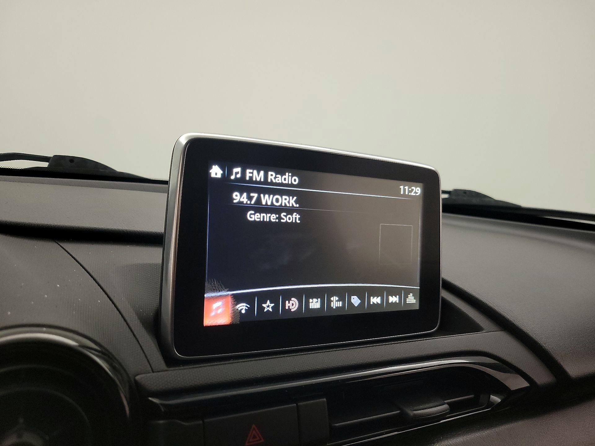 Thumbnail: 2017 Mazda MX-5 Miata - 14