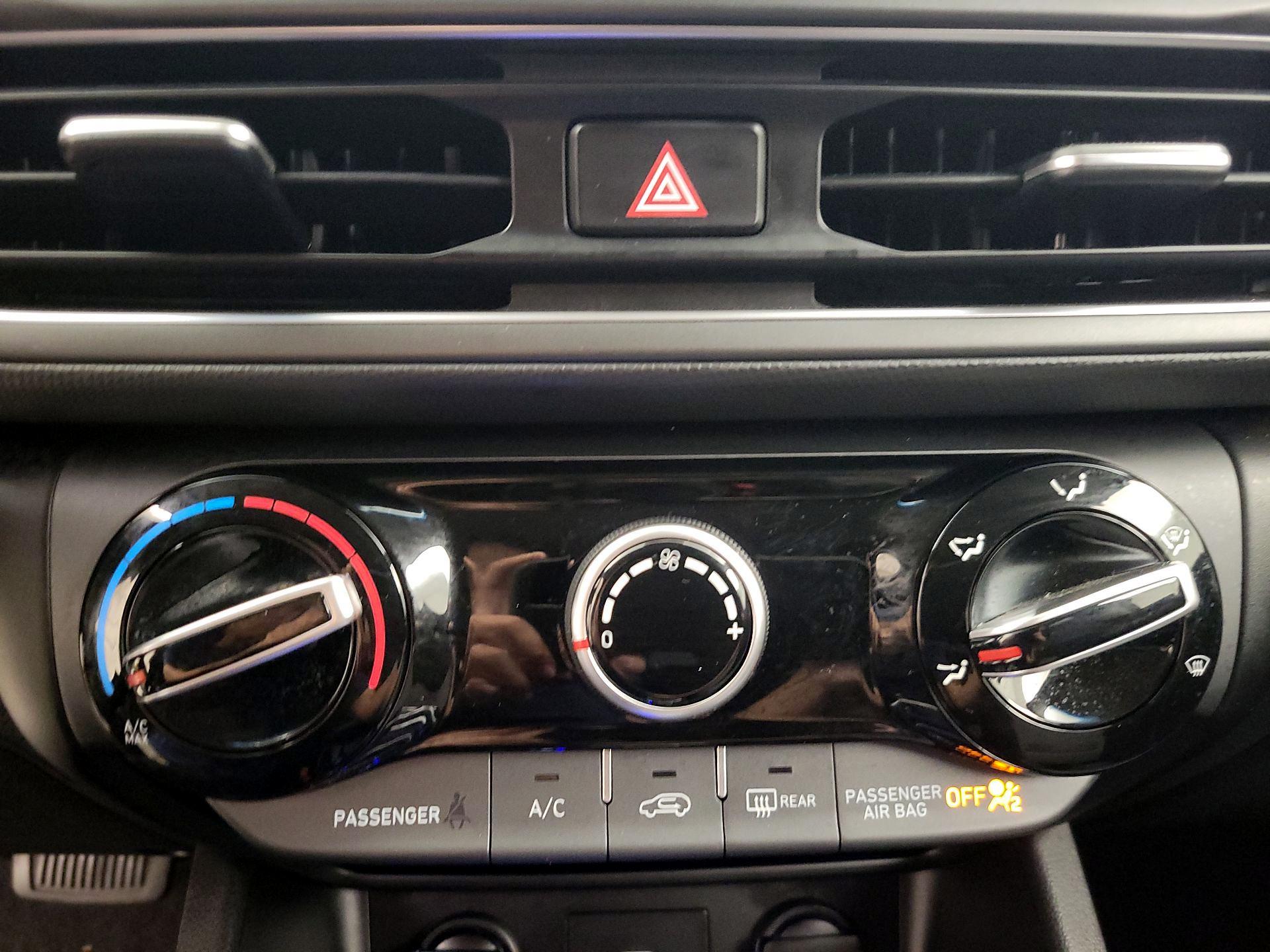 Thumbnail: 2022 Hyundai Kona - 16