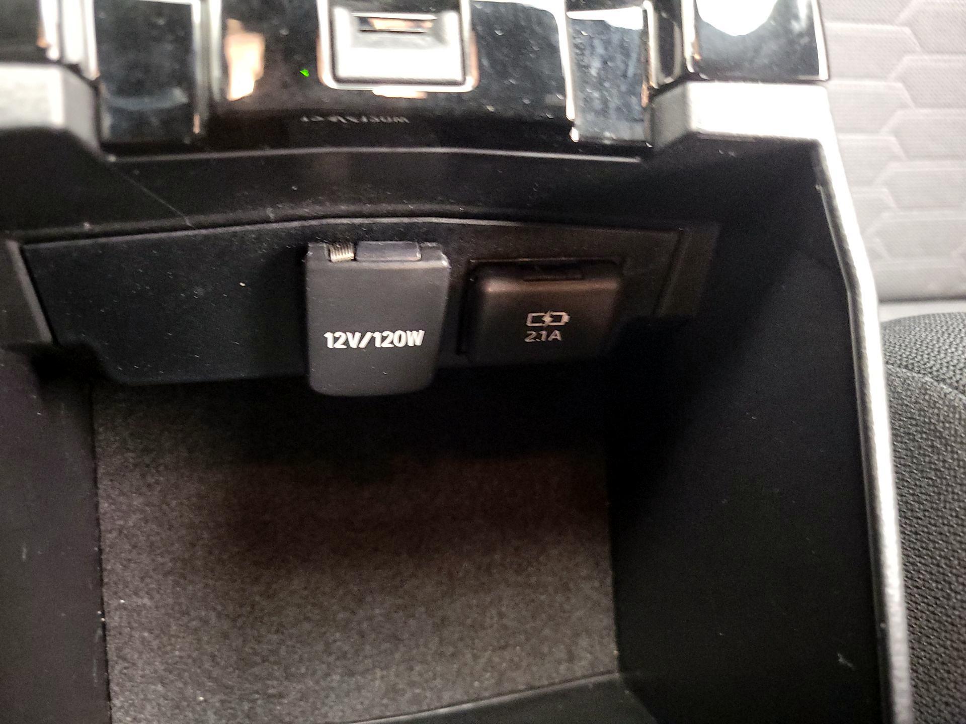 Thumbnail: 2020 Toyota Corolla - 18