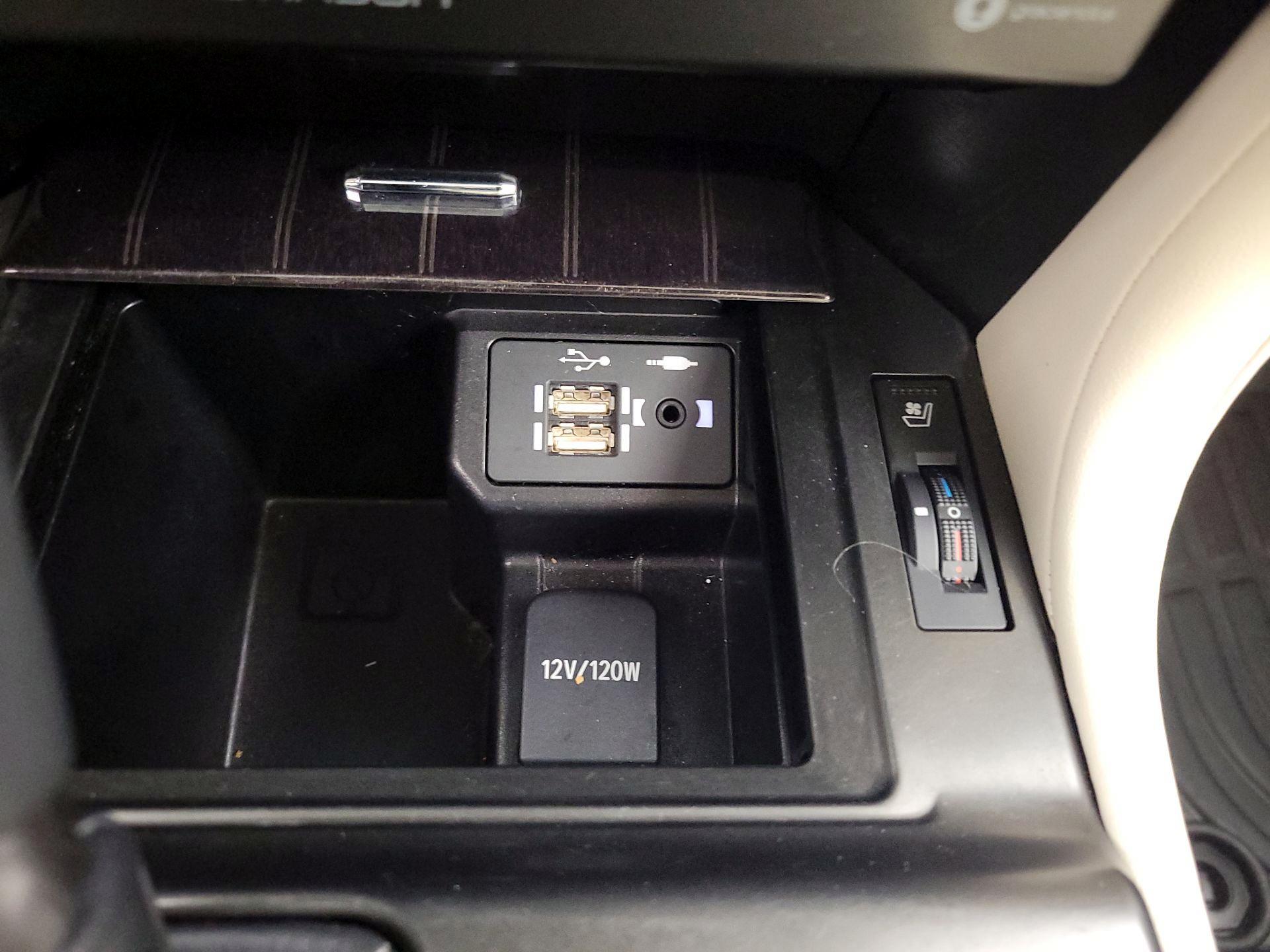 Thumbnail: 2022 Lexus GX - 19