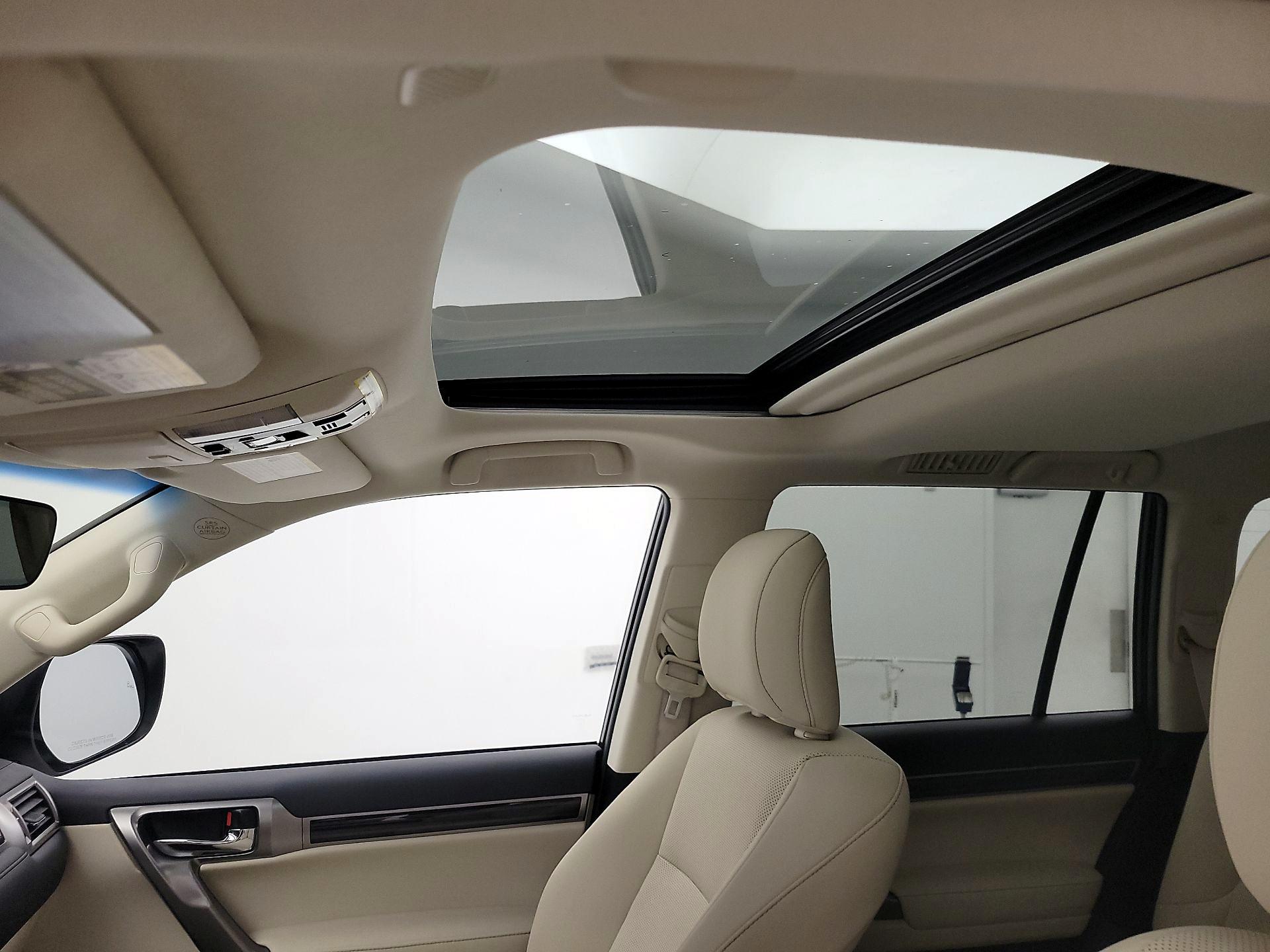 Thumbnail: 2022 Lexus GX - 20