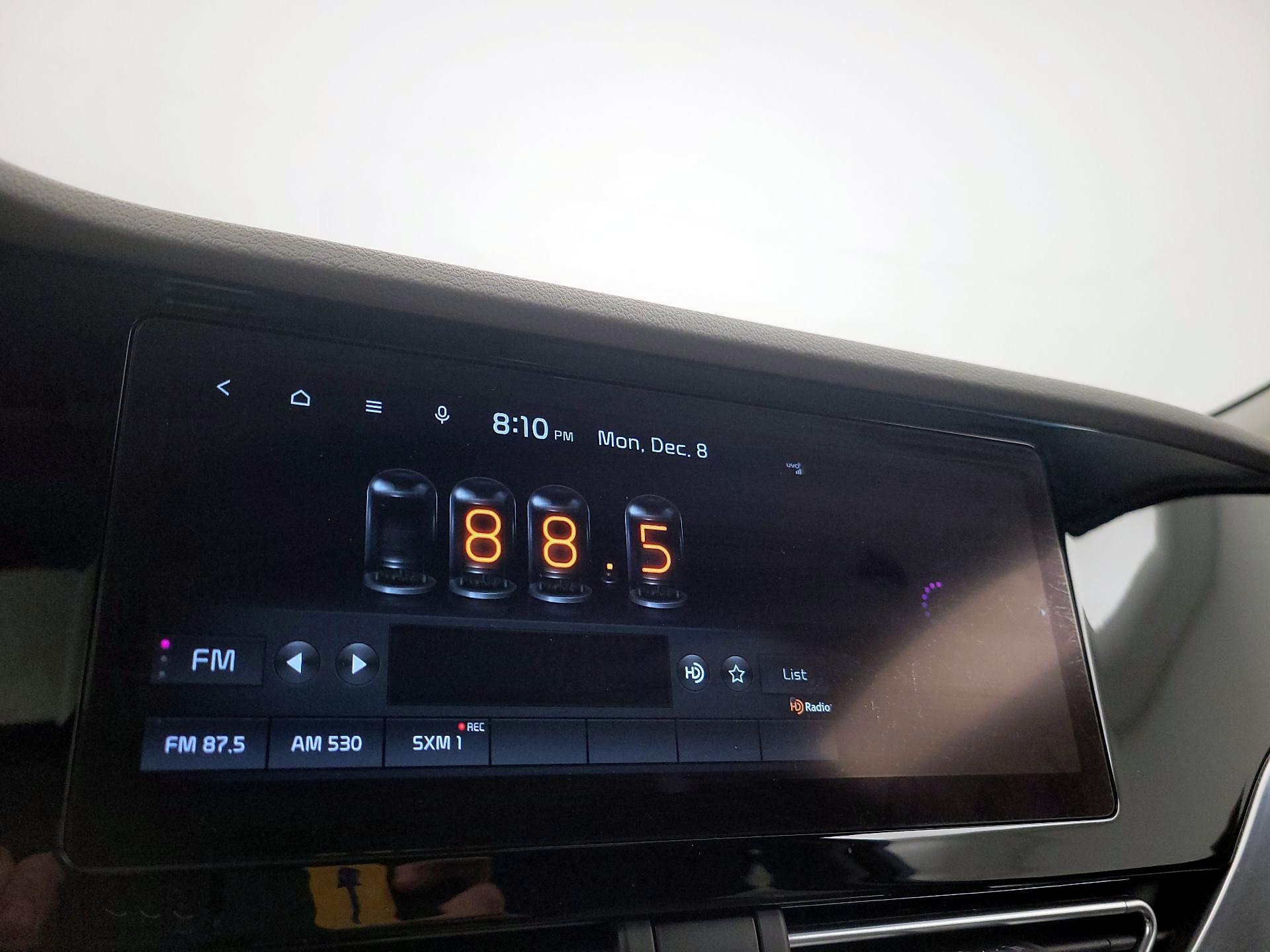 Thumbnail: 2022 Kia Niro - 15