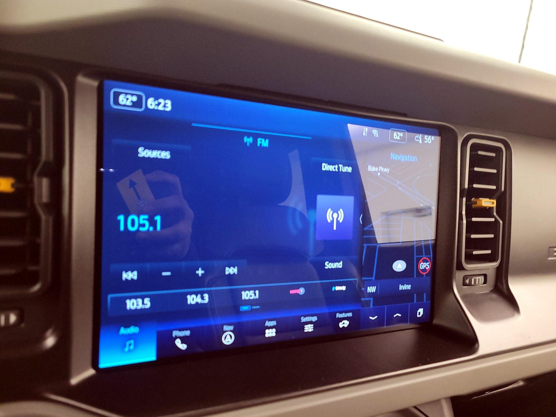 Thumbnail: 2022 Ford Bronco - 16