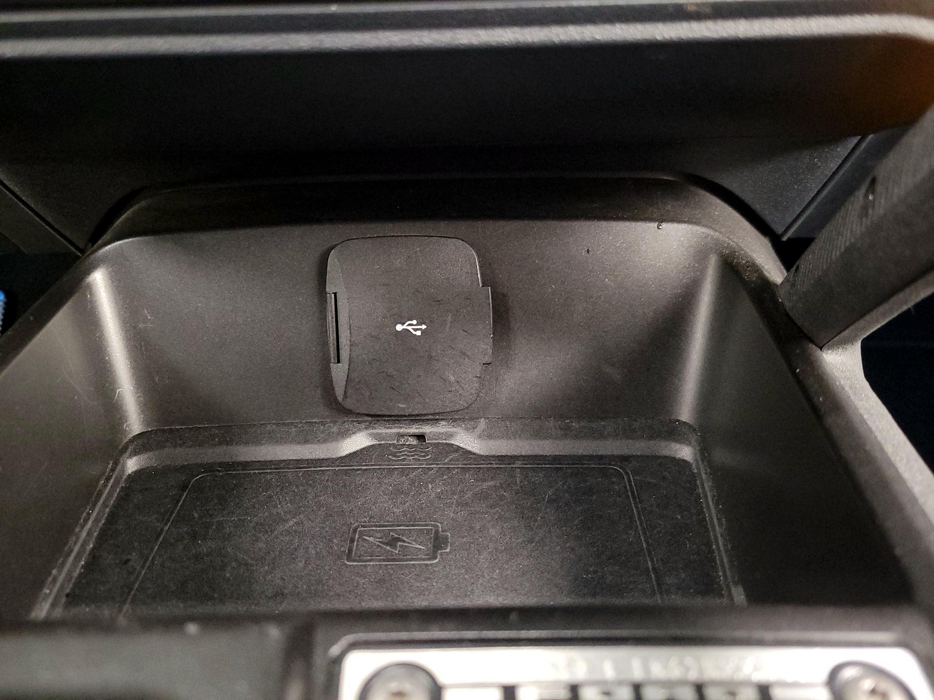 Thumbnail: 2022 Ford Bronco - 19