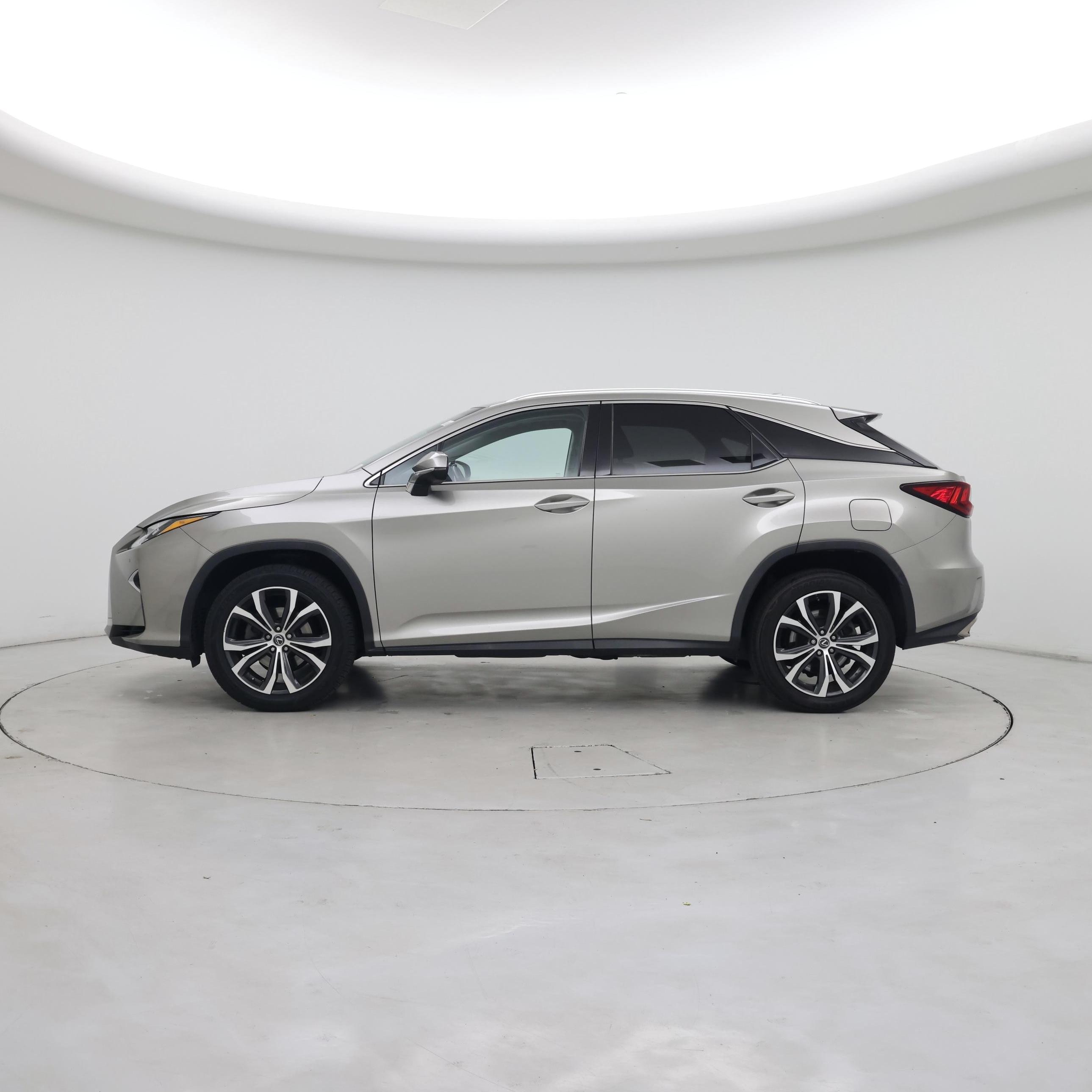 Thumbnail: 2019 Lexus RX - 3