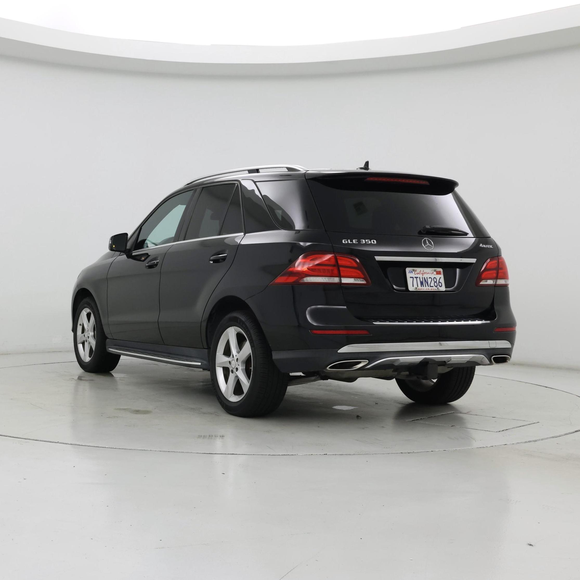 Thumbnail: 2016 Mercedes-Benz GLE - 2