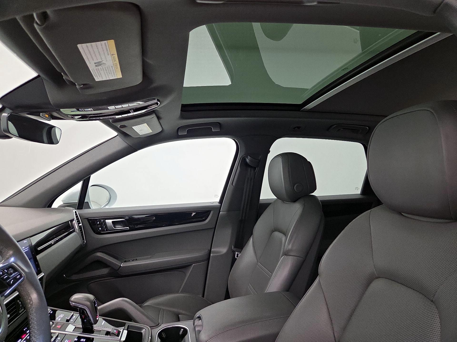 Thumbnail: 2019 Porsche Cayenne - 20