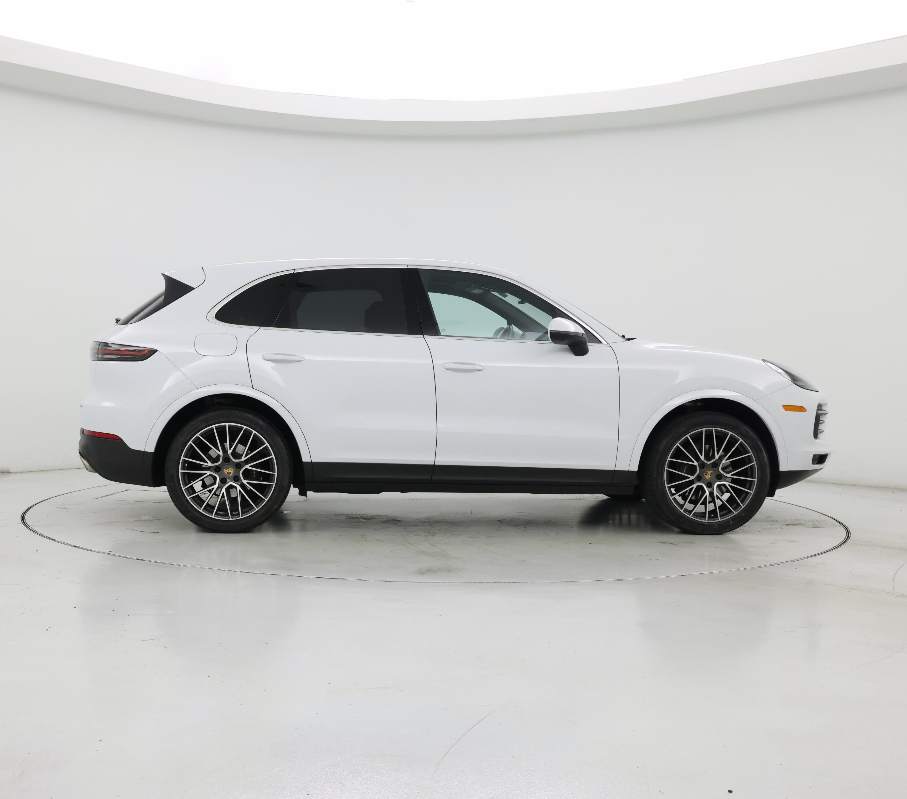 Thumbnail: 2019 Porsche Cayenne - 7