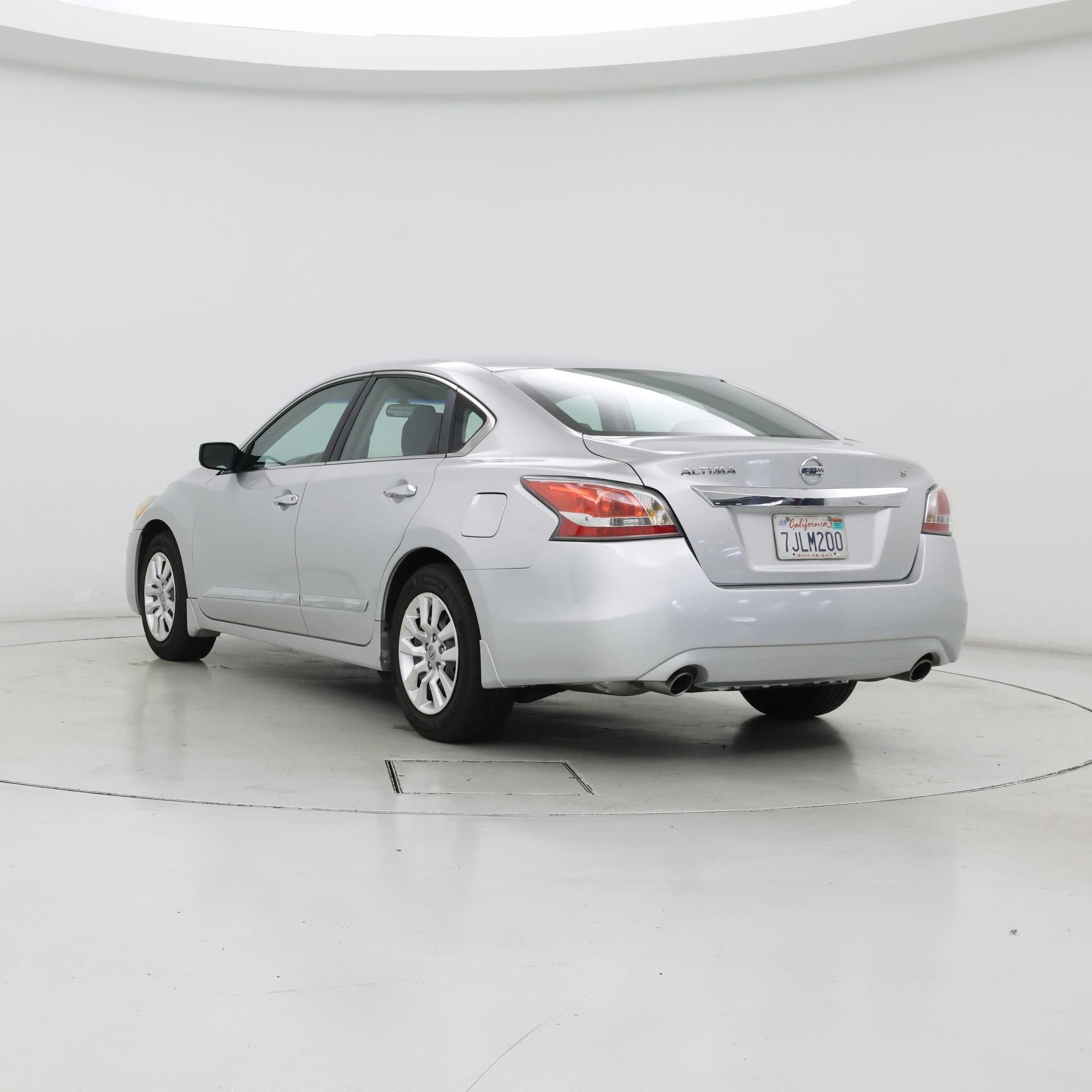 Thumbnail: 2015 Nissan Altima - 2