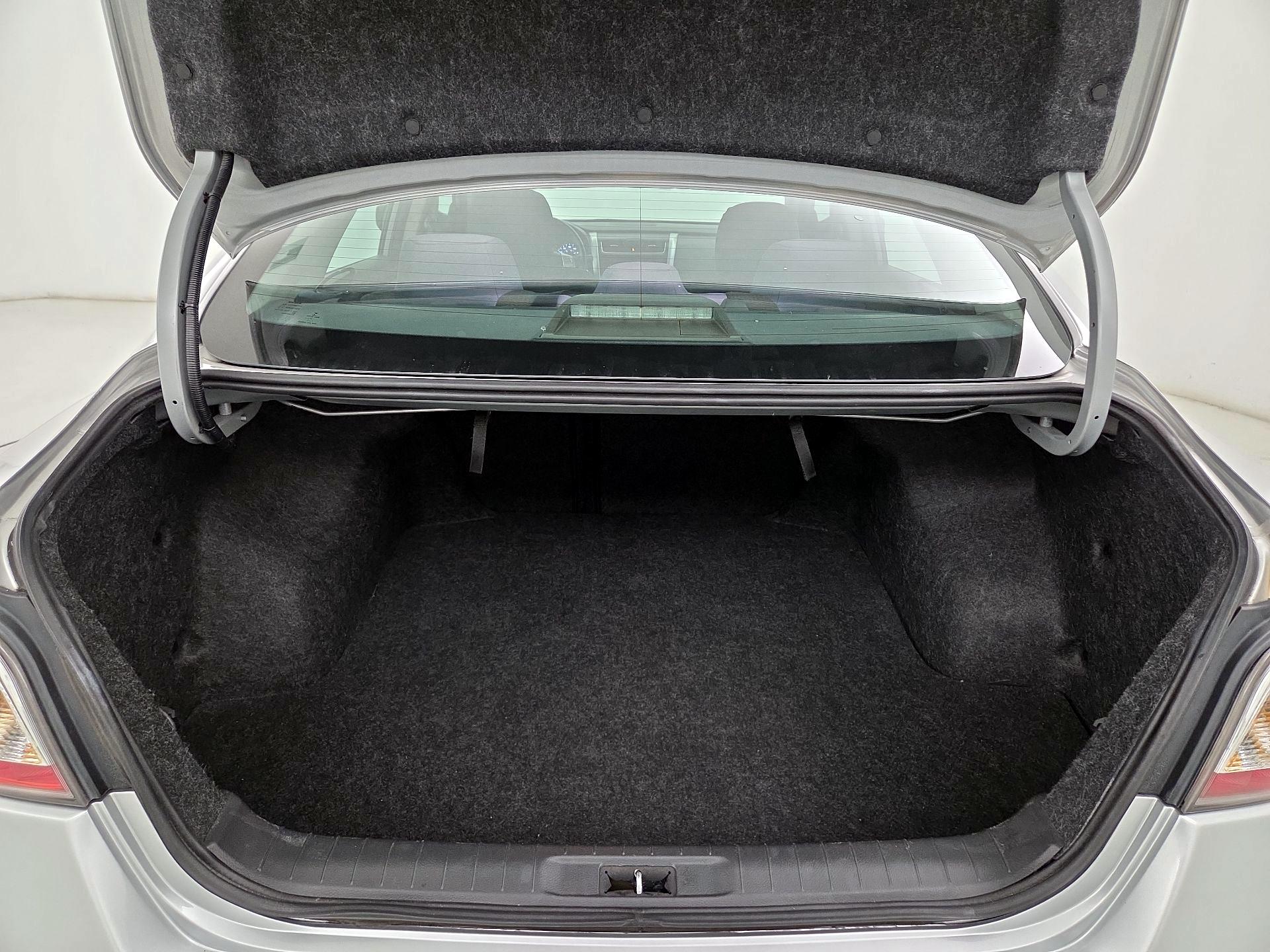 Thumbnail: 2015 Nissan Altima - 19