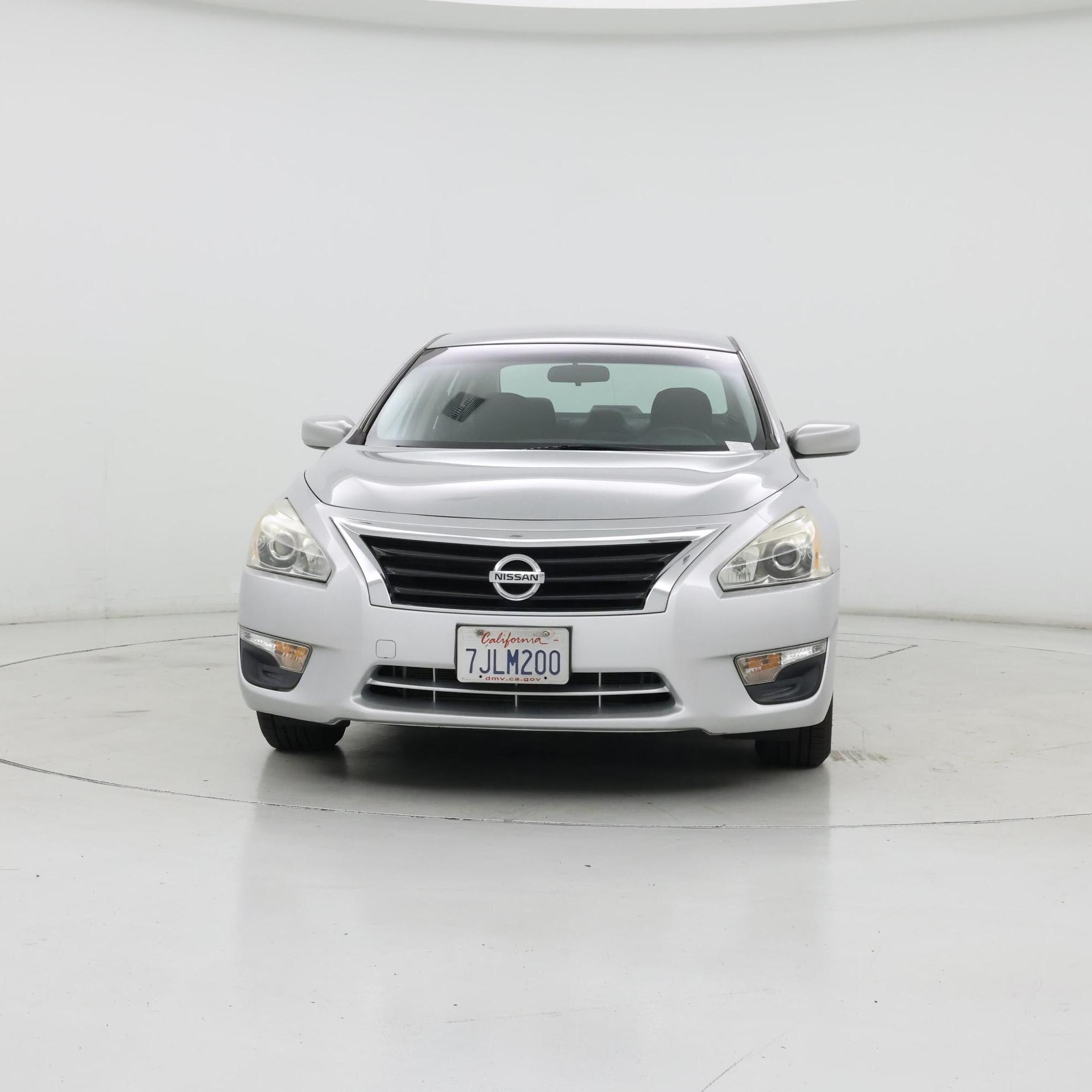 Thumbnail: 2015 Nissan Altima - 5