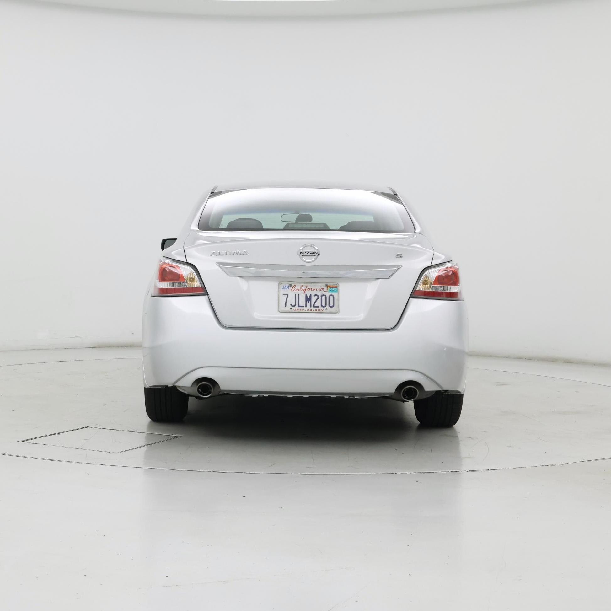 Thumbnail: 2015 Nissan Altima - 6