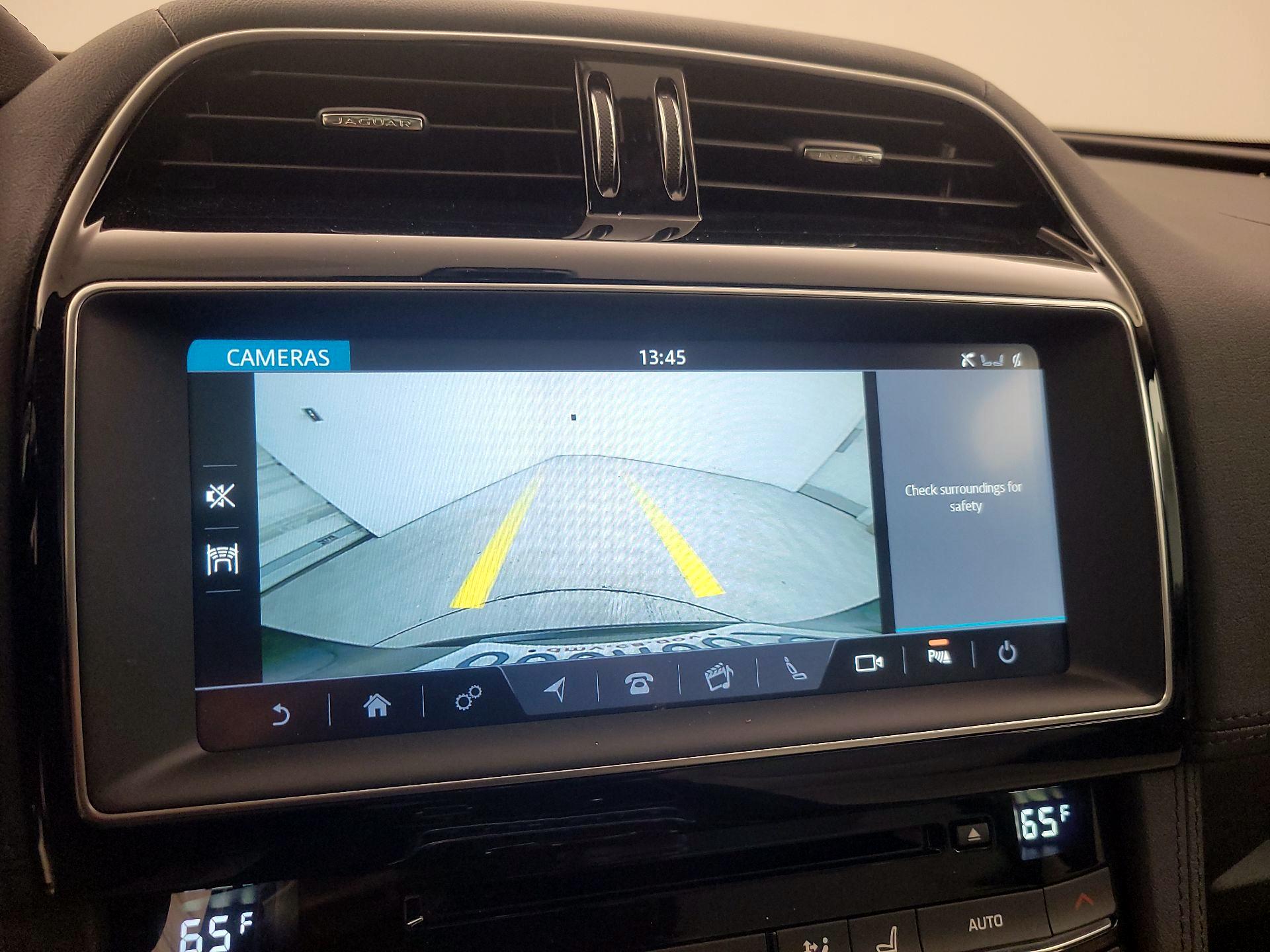 Thumbnail: 2020 Jaguar F-Pace - 15