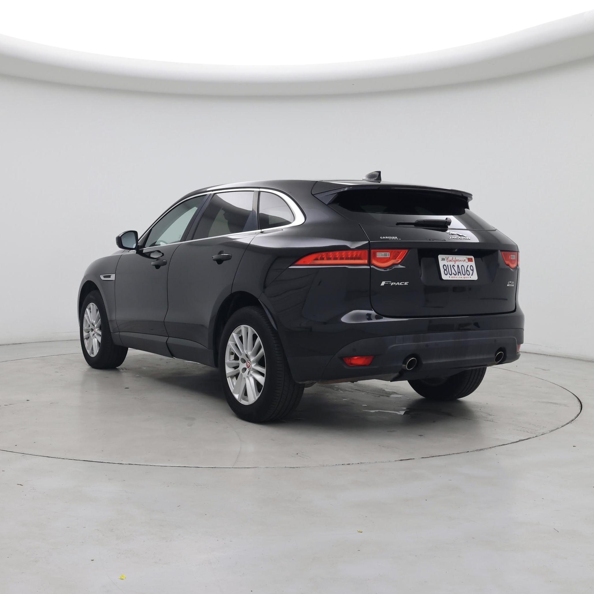 Thumbnail: 2020 Jaguar F-Pace - 2