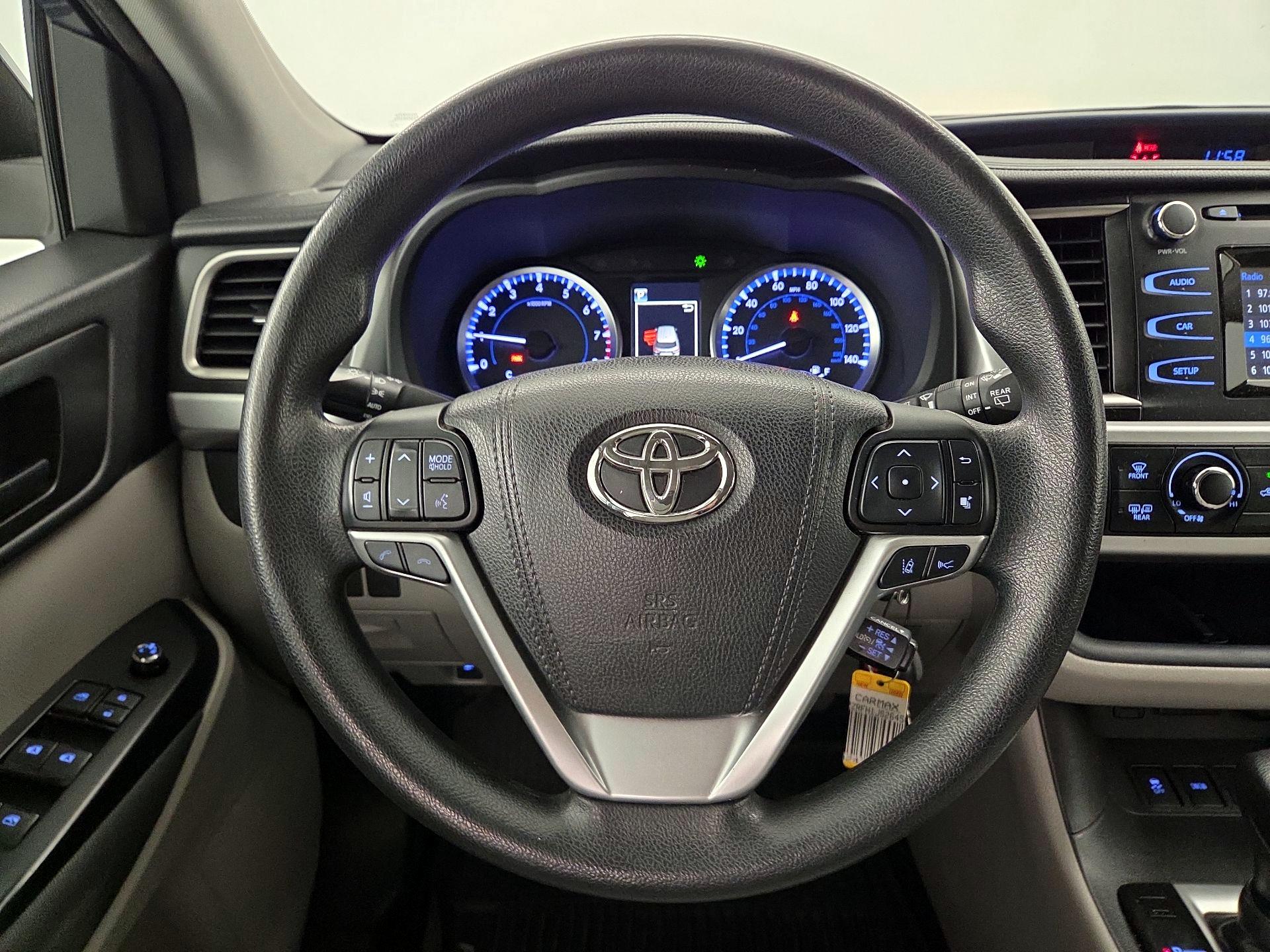 Thumbnail: 2018 Toyota Highlander - 10