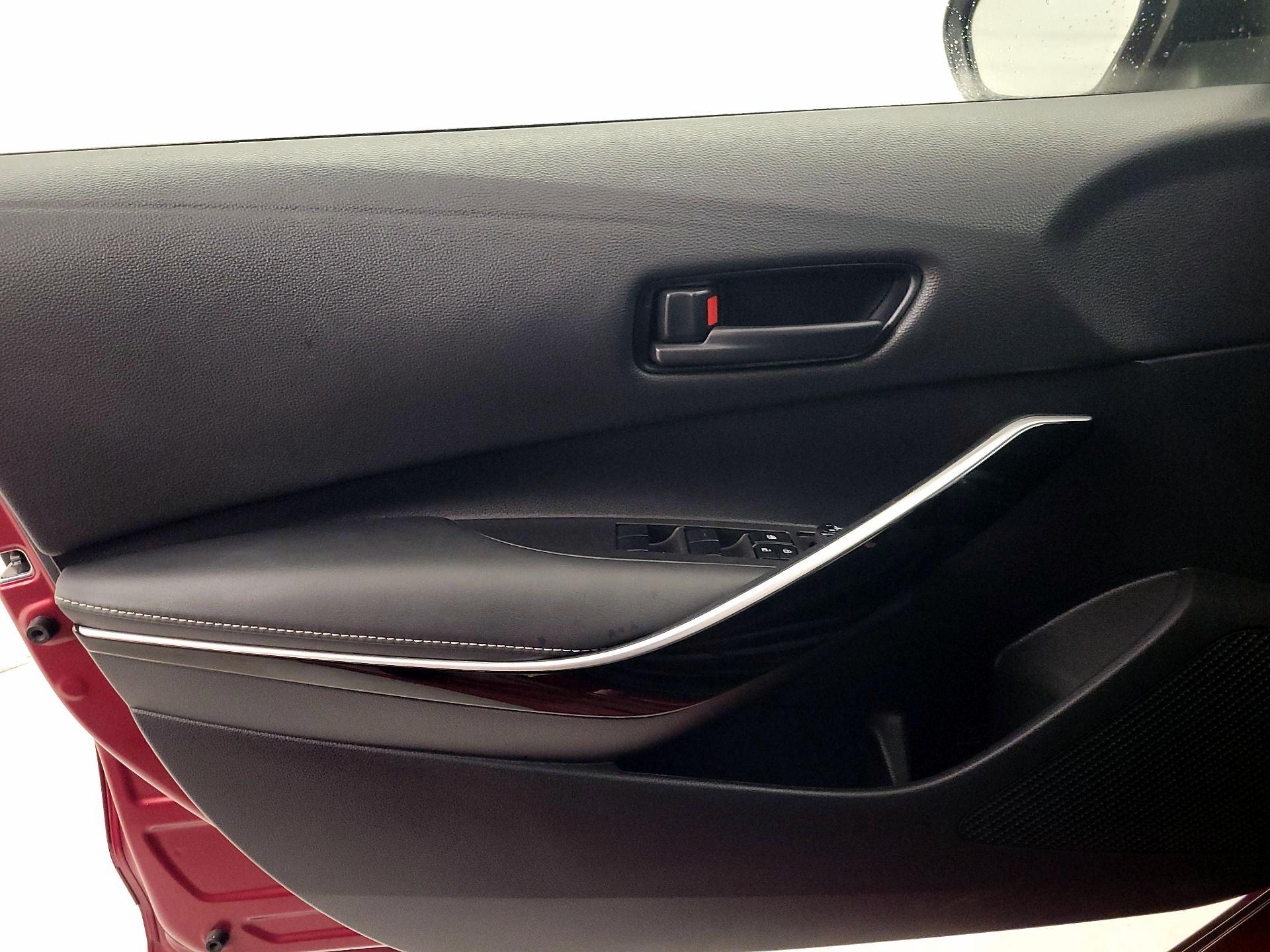 Thumbnail: 2022 Toyota Corolla - 12