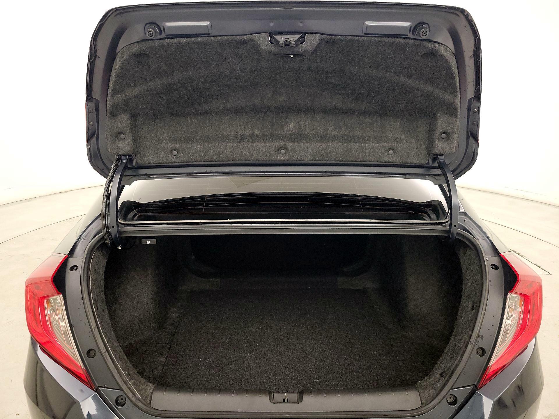 Thumbnail: 2018 Honda Civic - 19