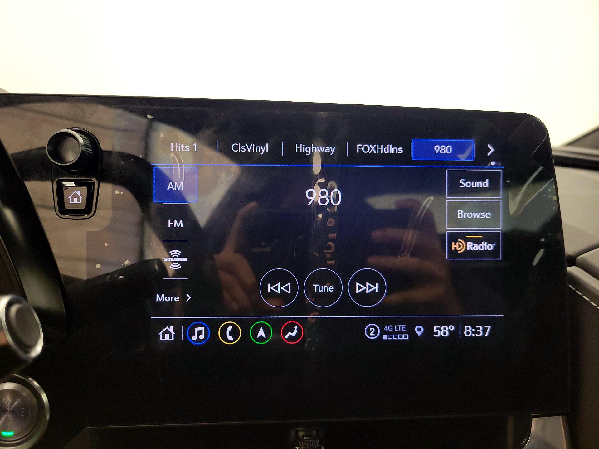 Thumbnail: 2022 Chevrolet Corvette - 15