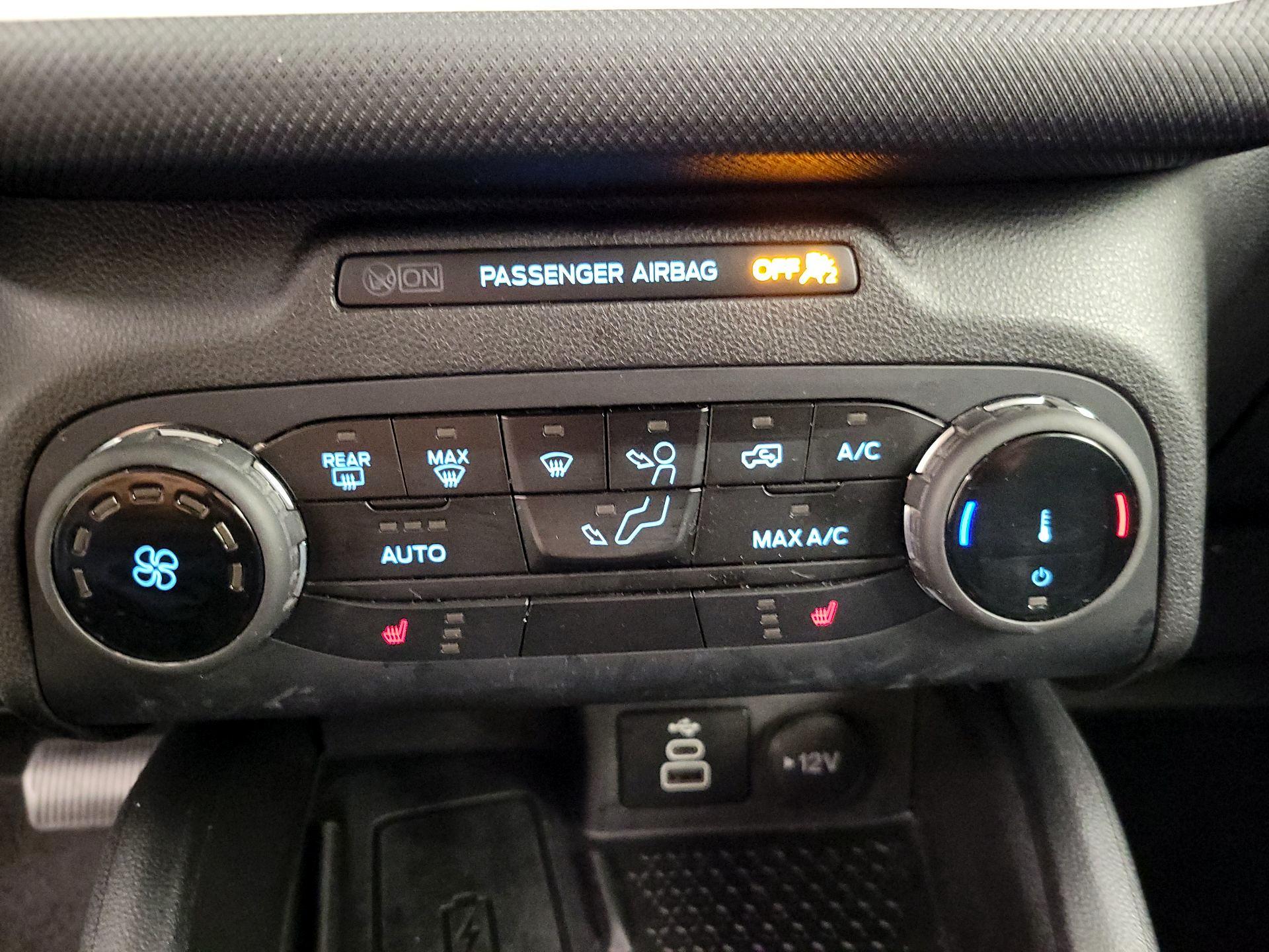 Thumbnail: 2023 Ford Bronco Sport - 16