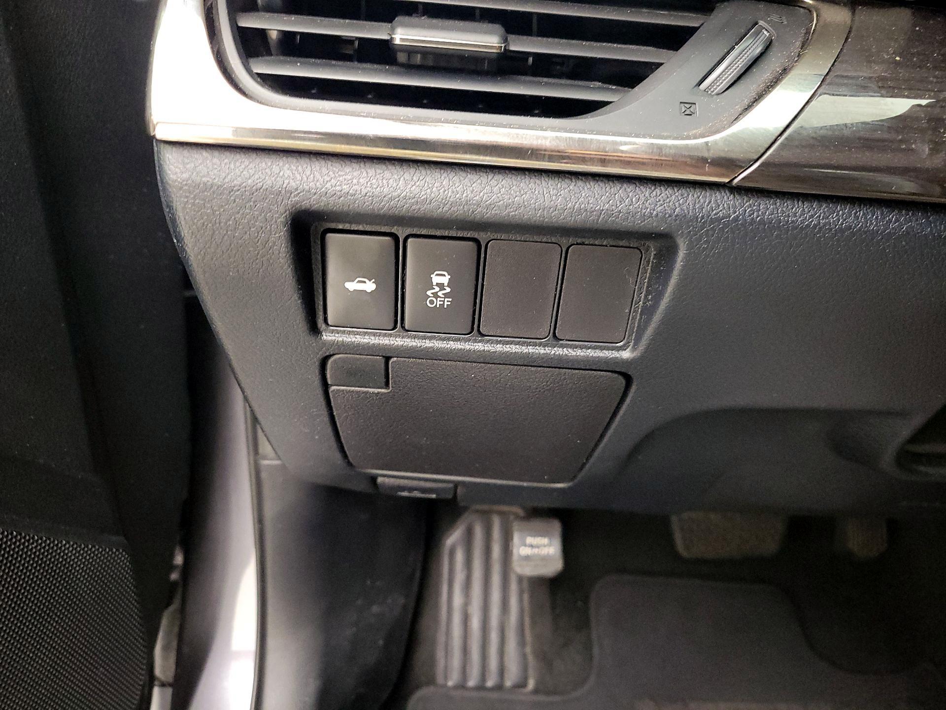 Thumbnail: 2014 Toyota Avalon - 13