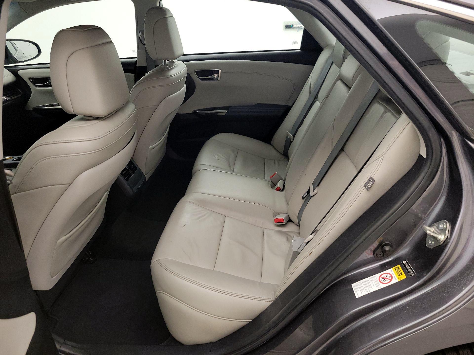 Thumbnail: 2014 Toyota Avalon - 19