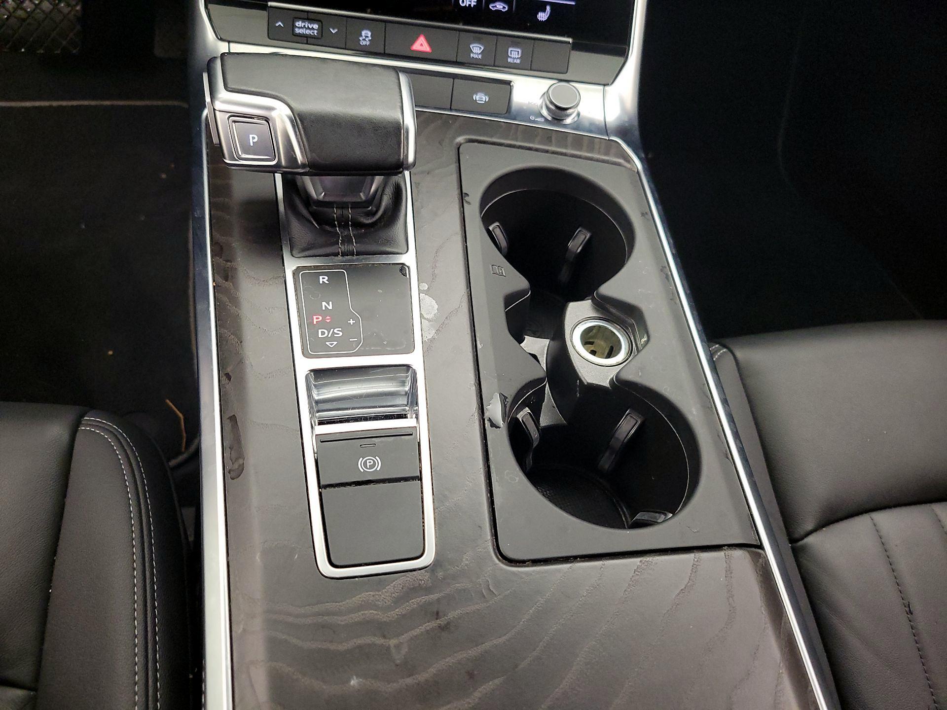 Thumbnail: 2021 Audi A6 - 17