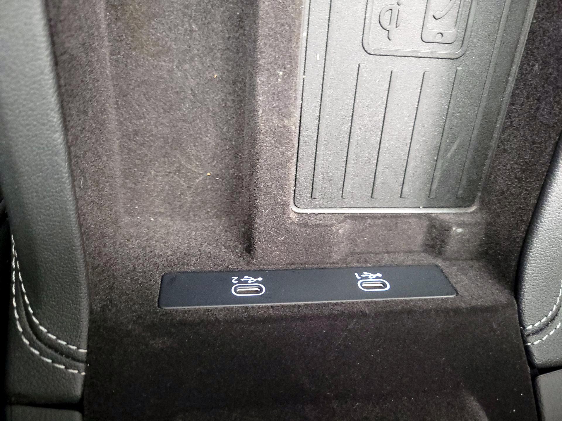 Thumbnail: 2021 Audi A6 - 18