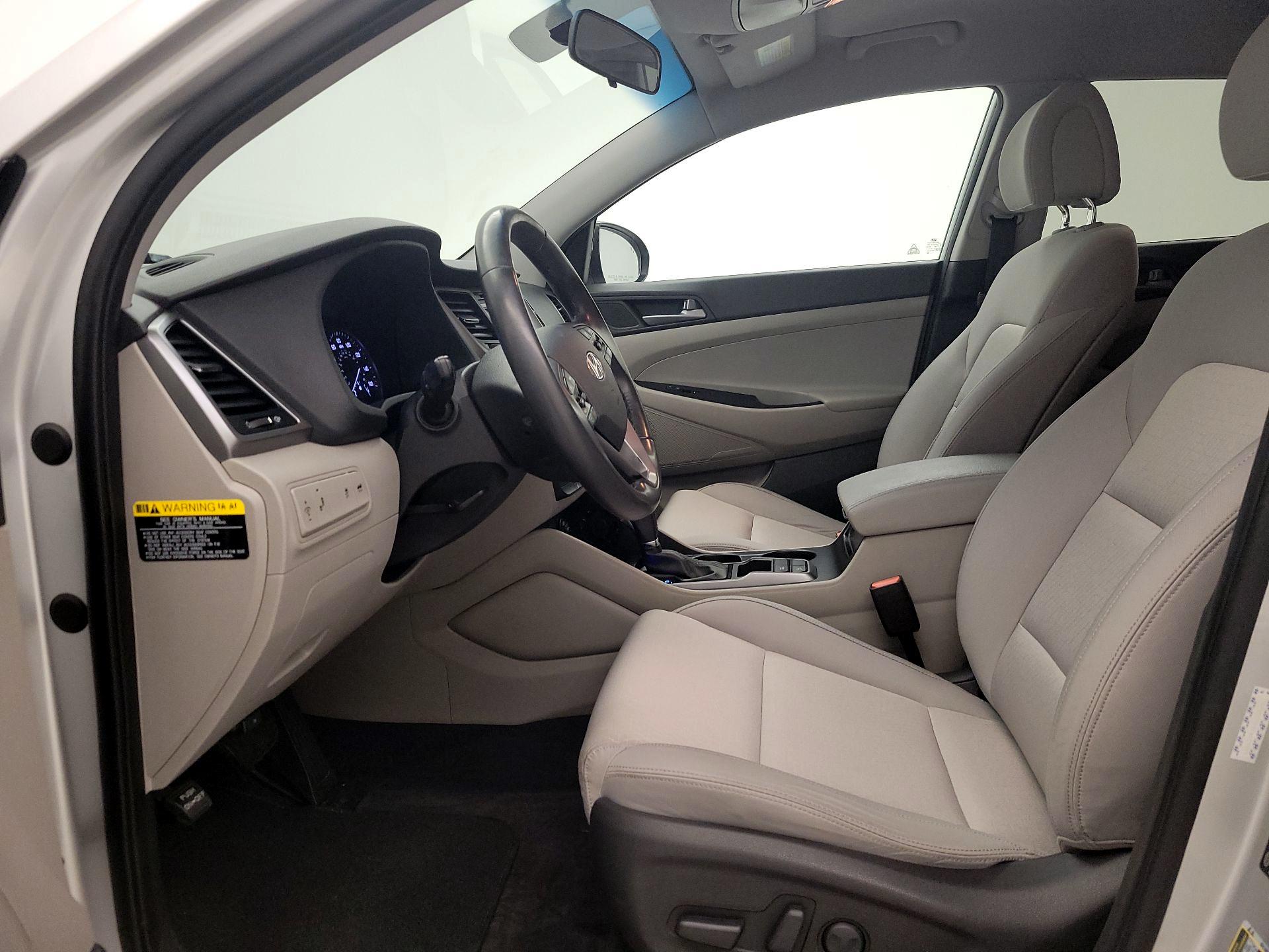 Thumbnail: 2017 Hyundai Tucson - 11