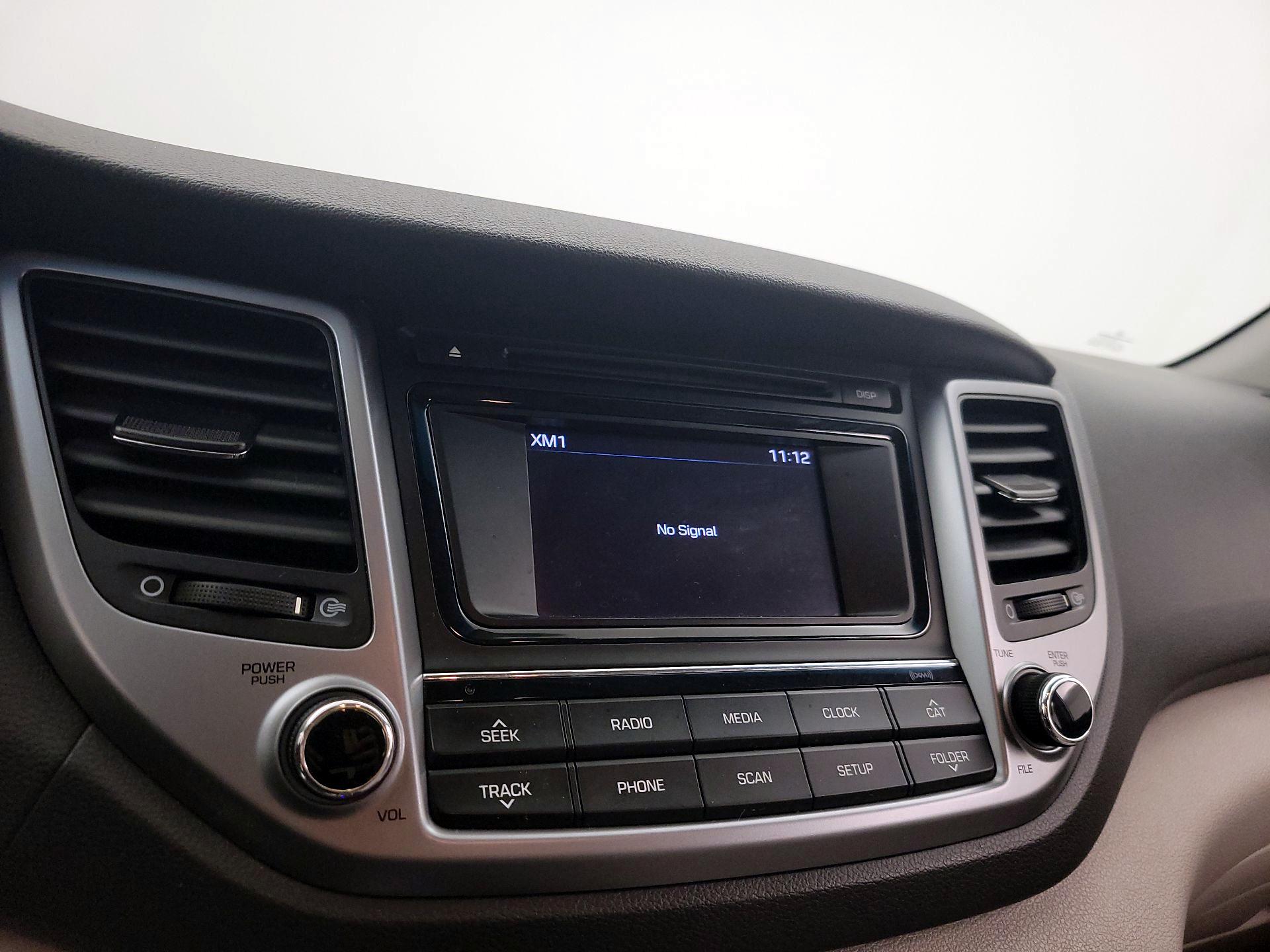 Thumbnail: 2017 Hyundai Tucson - 15