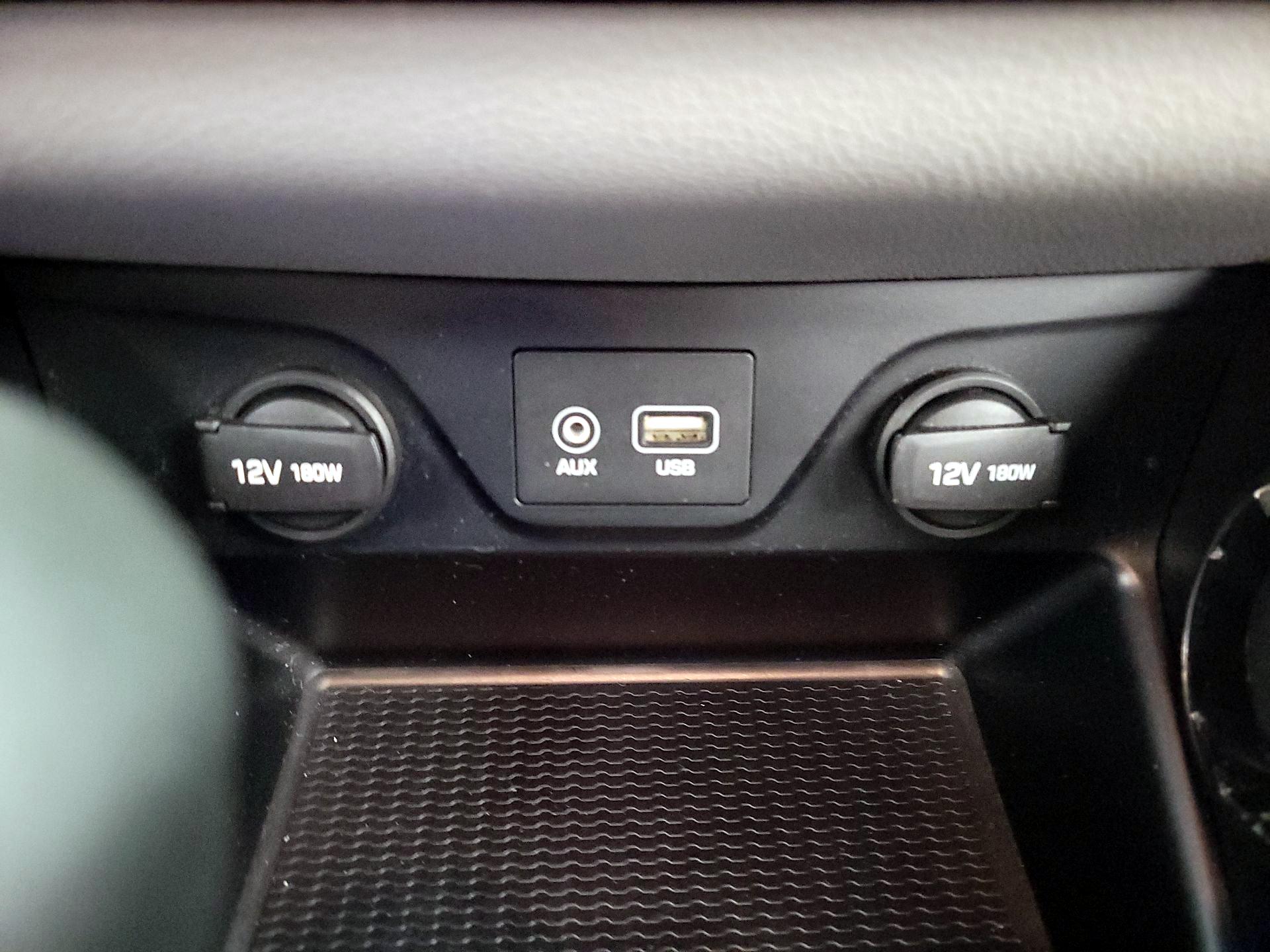 Thumbnail: 2017 Hyundai Tucson - 18