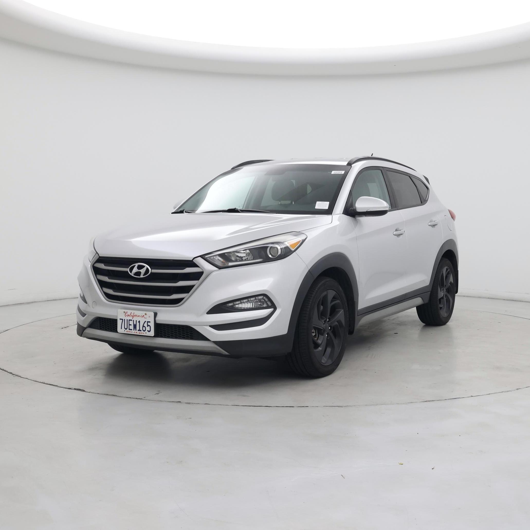 Thumbnail: 2017 Hyundai Tucson - 4