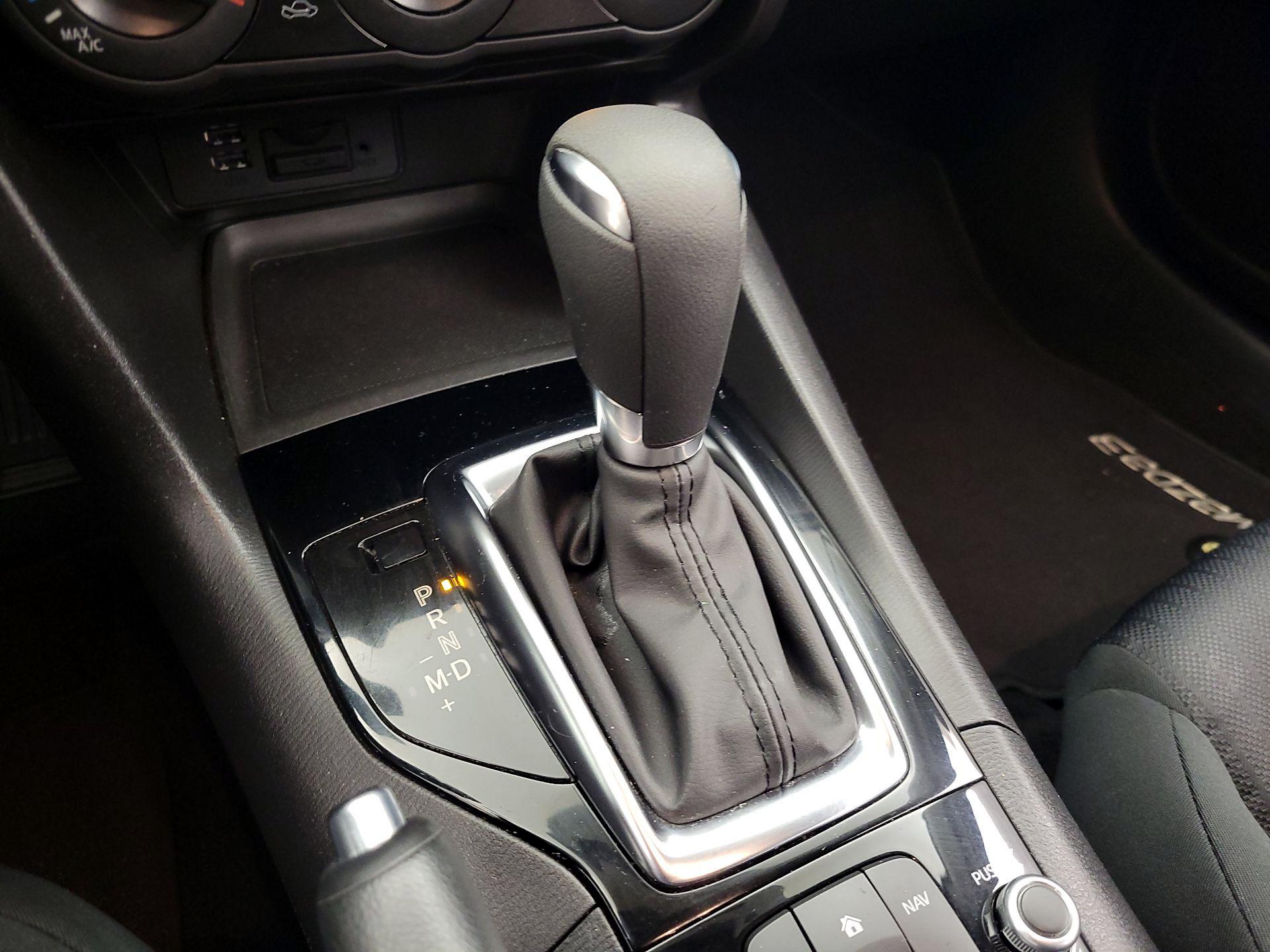 Thumbnail: 2016 Mazda Mazda3 - 17