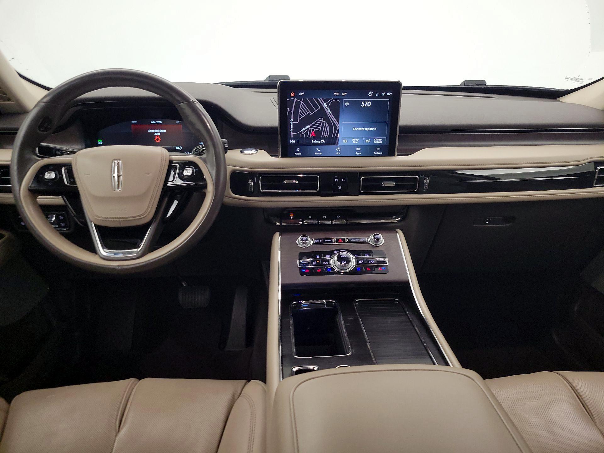 Thumbnail: 2022 Lincoln Aviator - 9