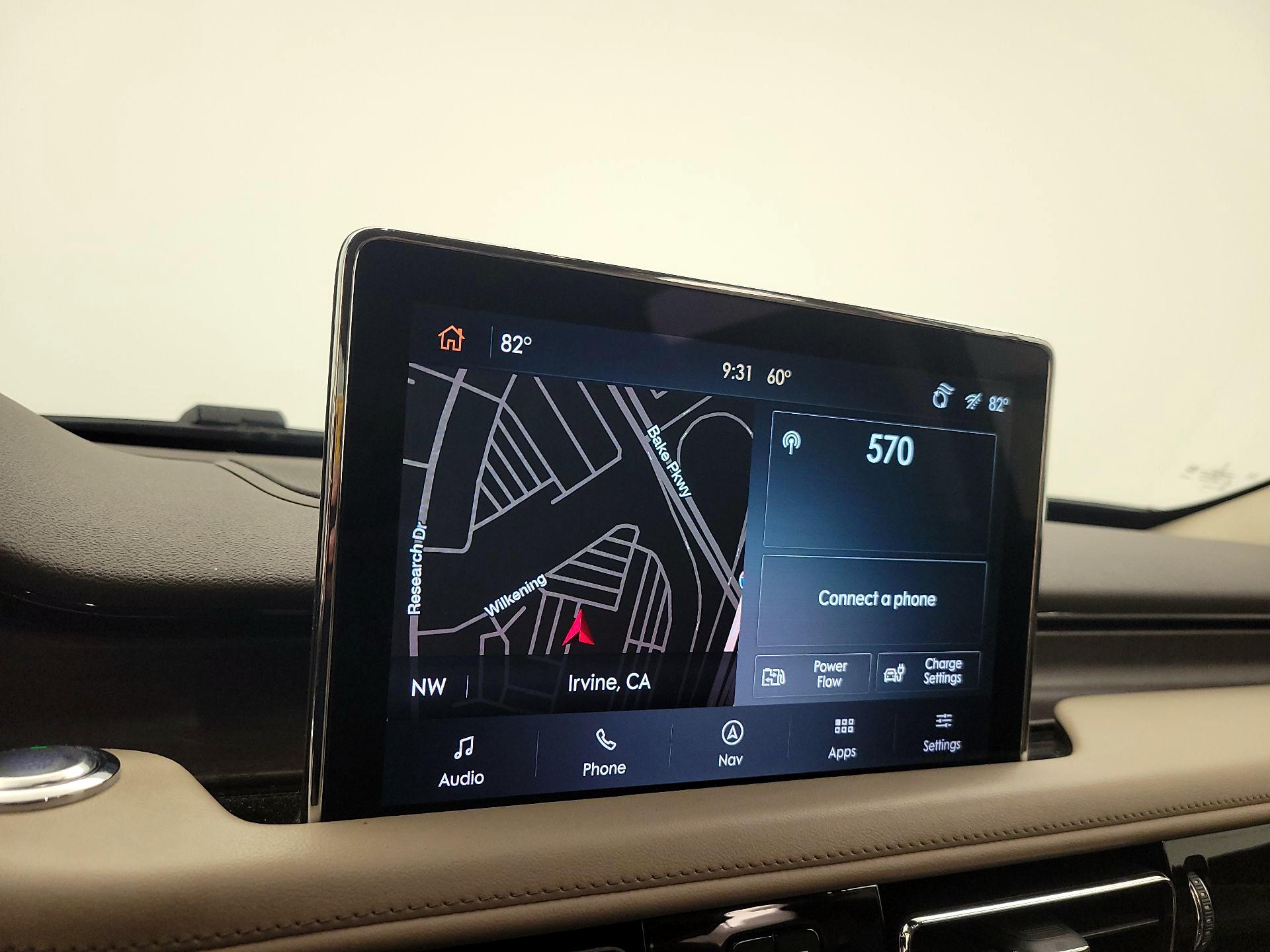 Thumbnail: 2022 Lincoln Aviator - 14