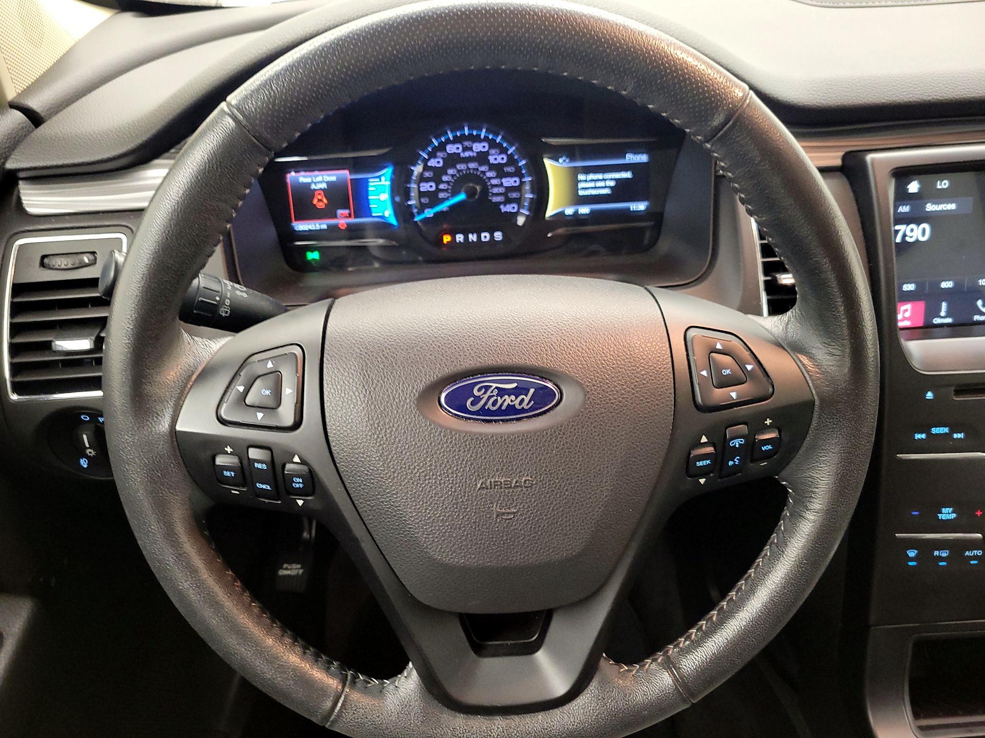 Thumbnail: 2019 Ford Flex - 10