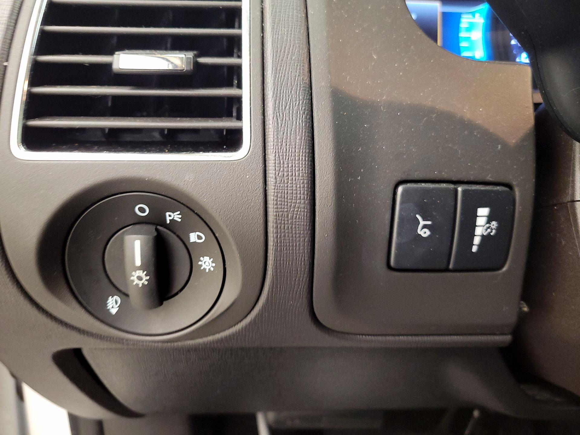 Thumbnail: 2019 Ford Flex - 13