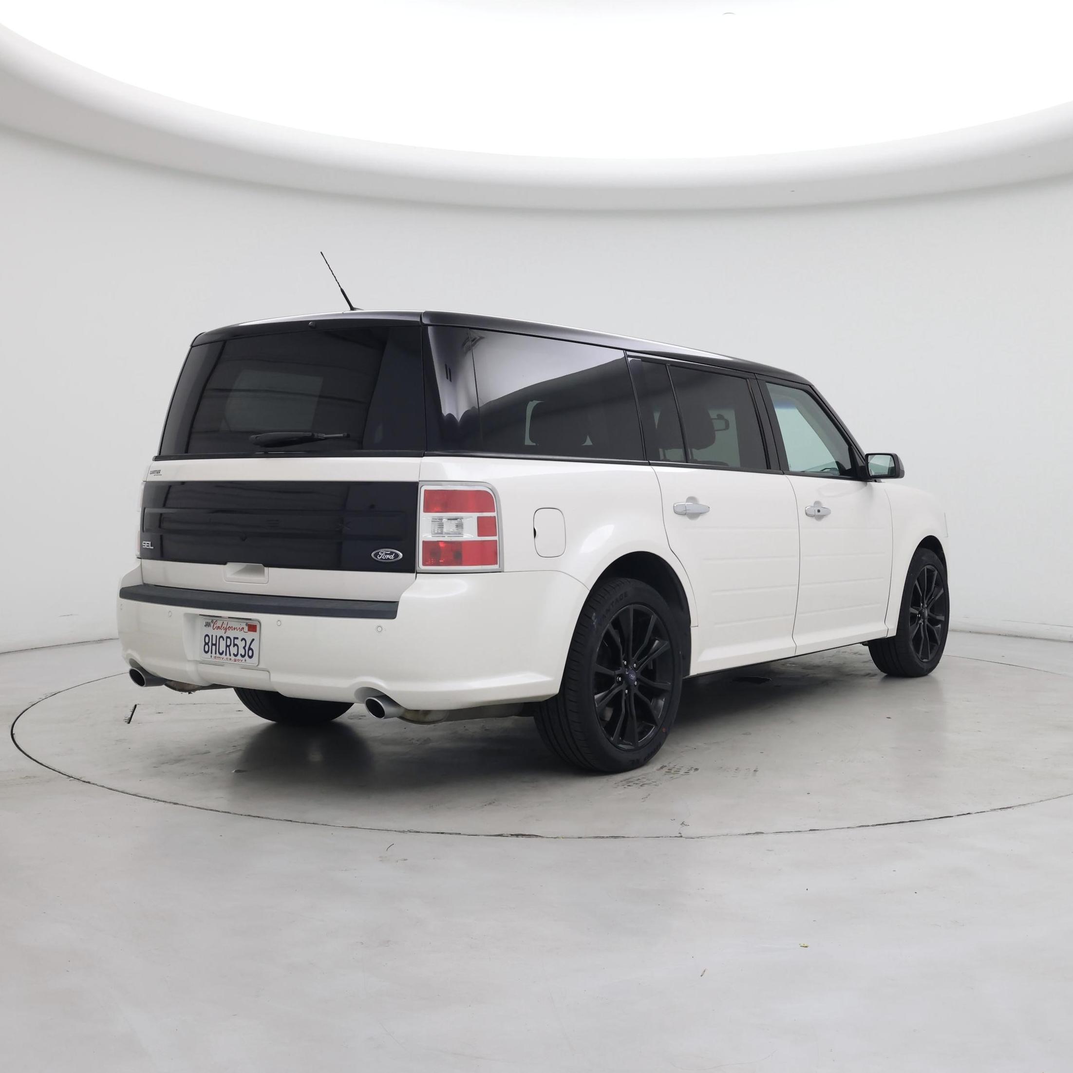 Thumbnail: 2019 Ford Flex - 8